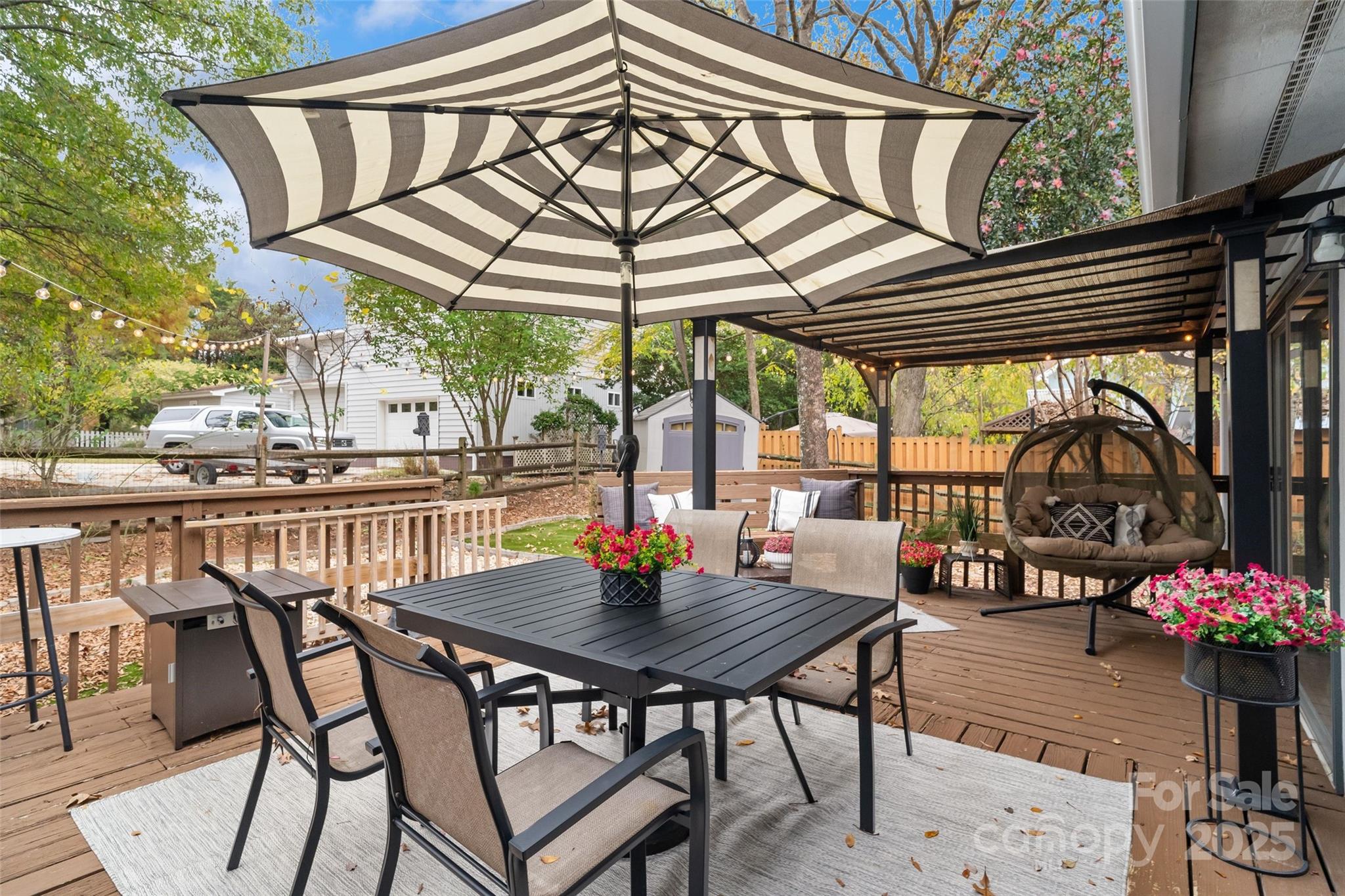 Tega Cay - Residential