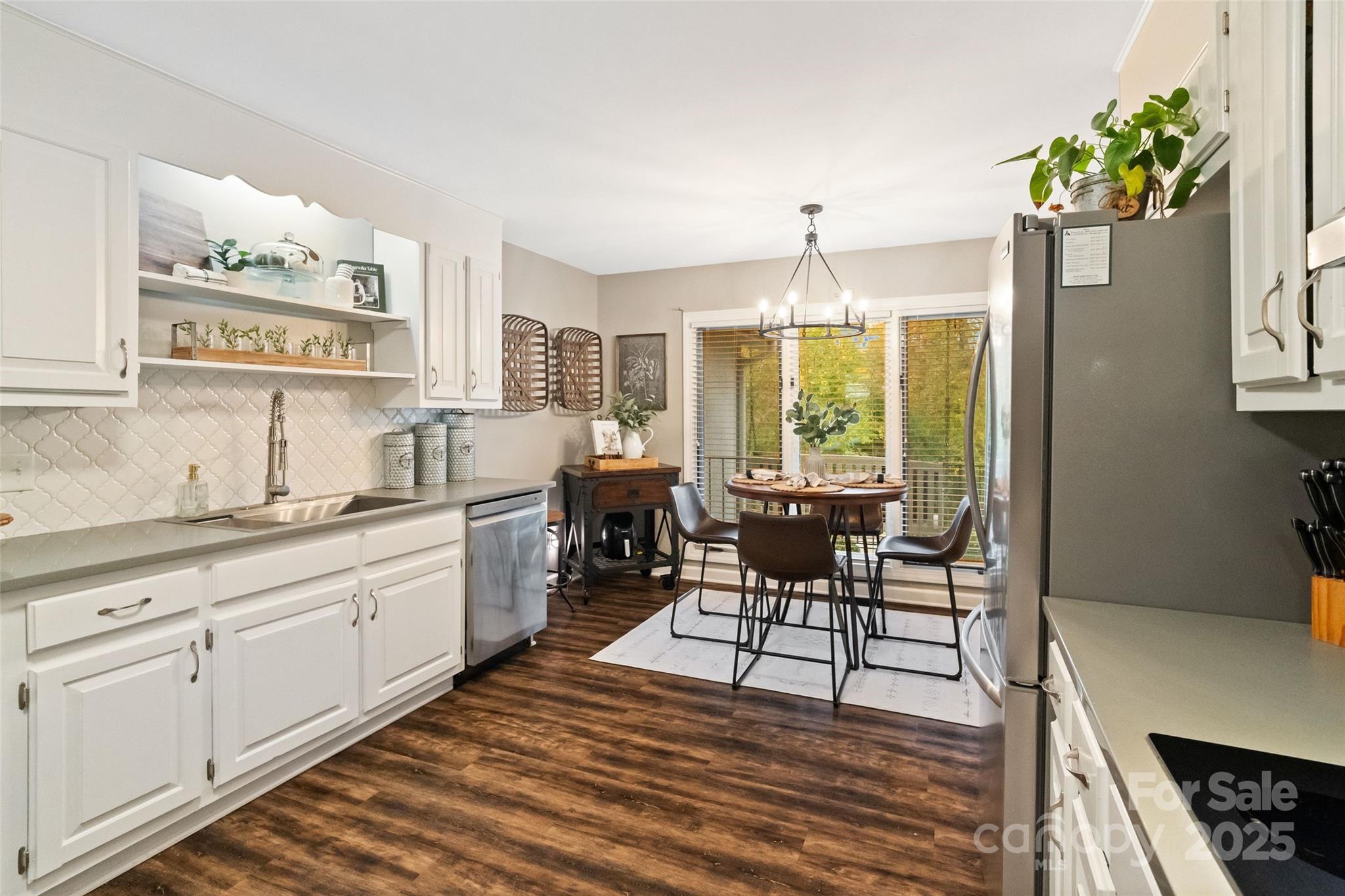 Tega Cay - Residential