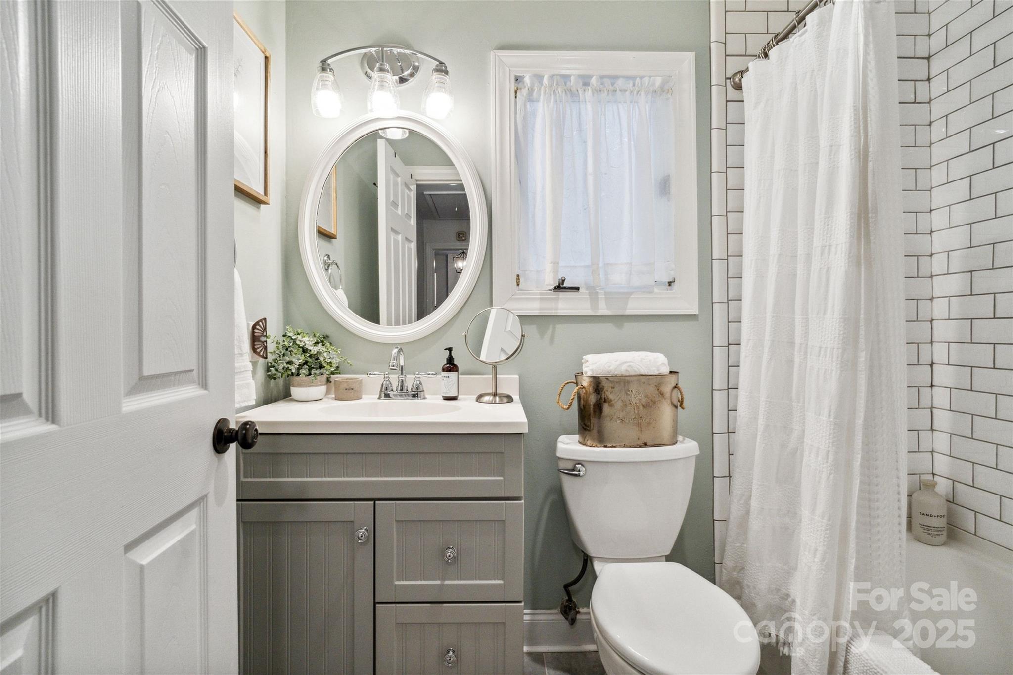 Tega Cay - Residential
