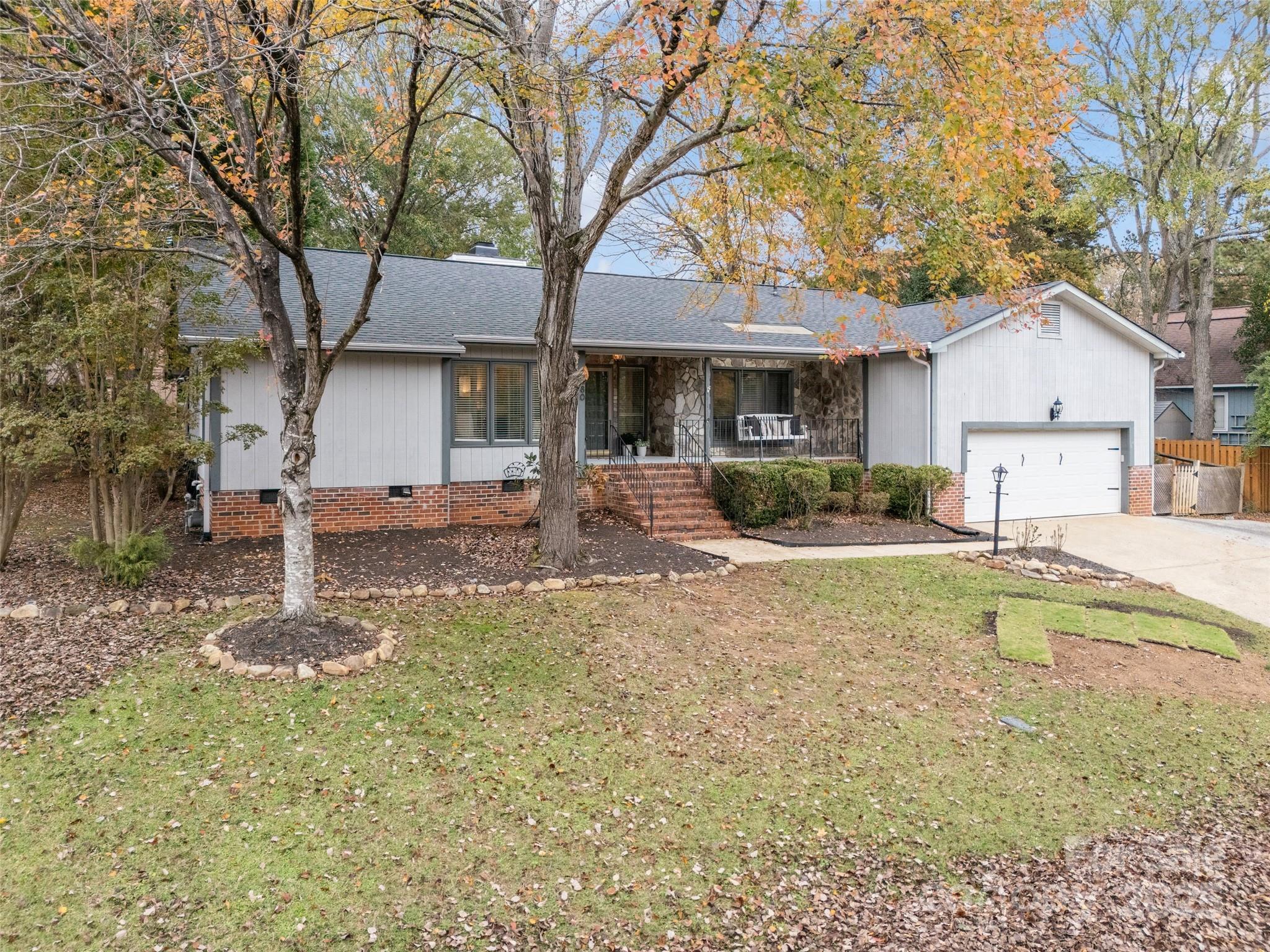 Tega Cay - Residential