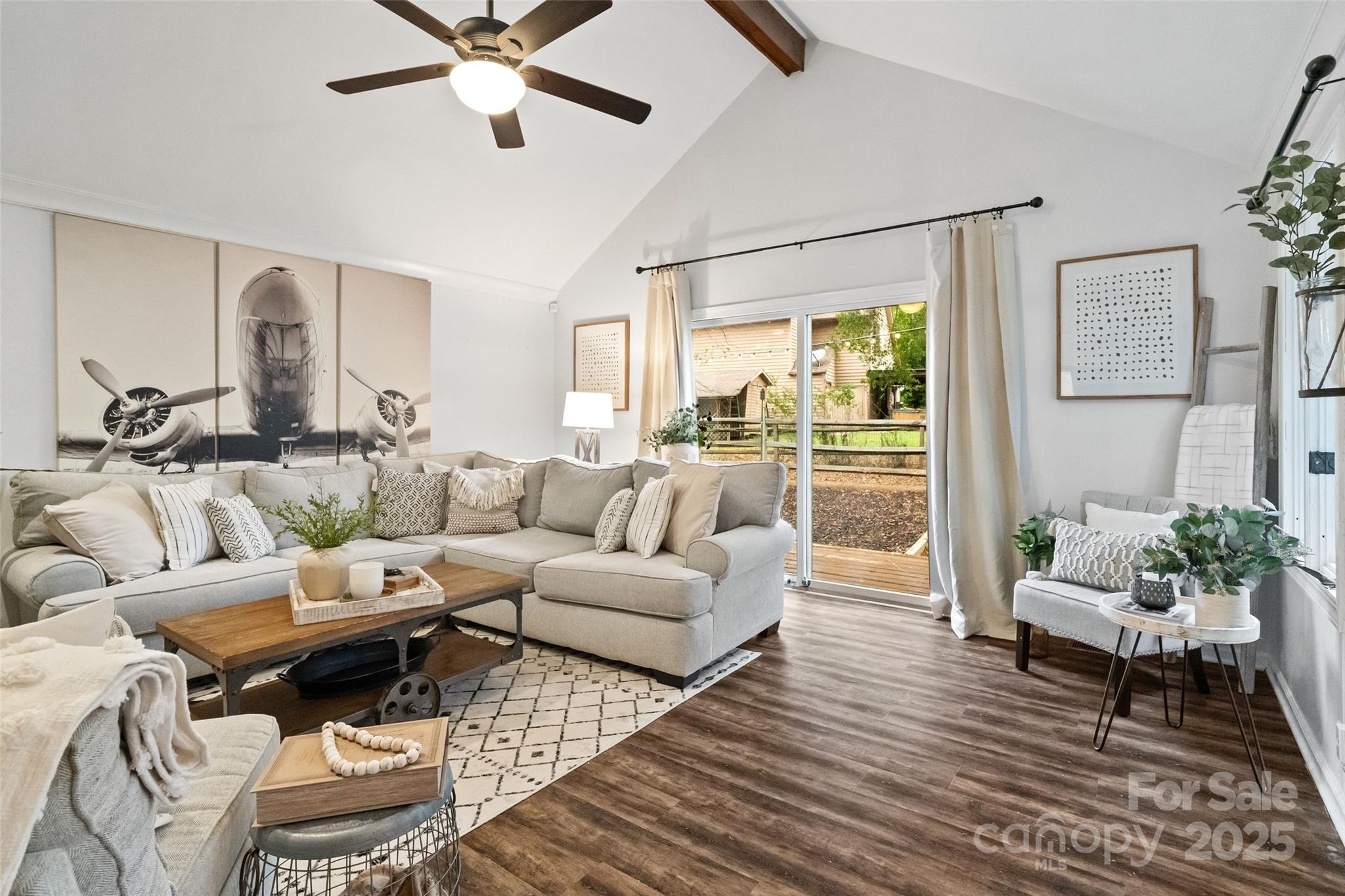 Tega Cay - Residential