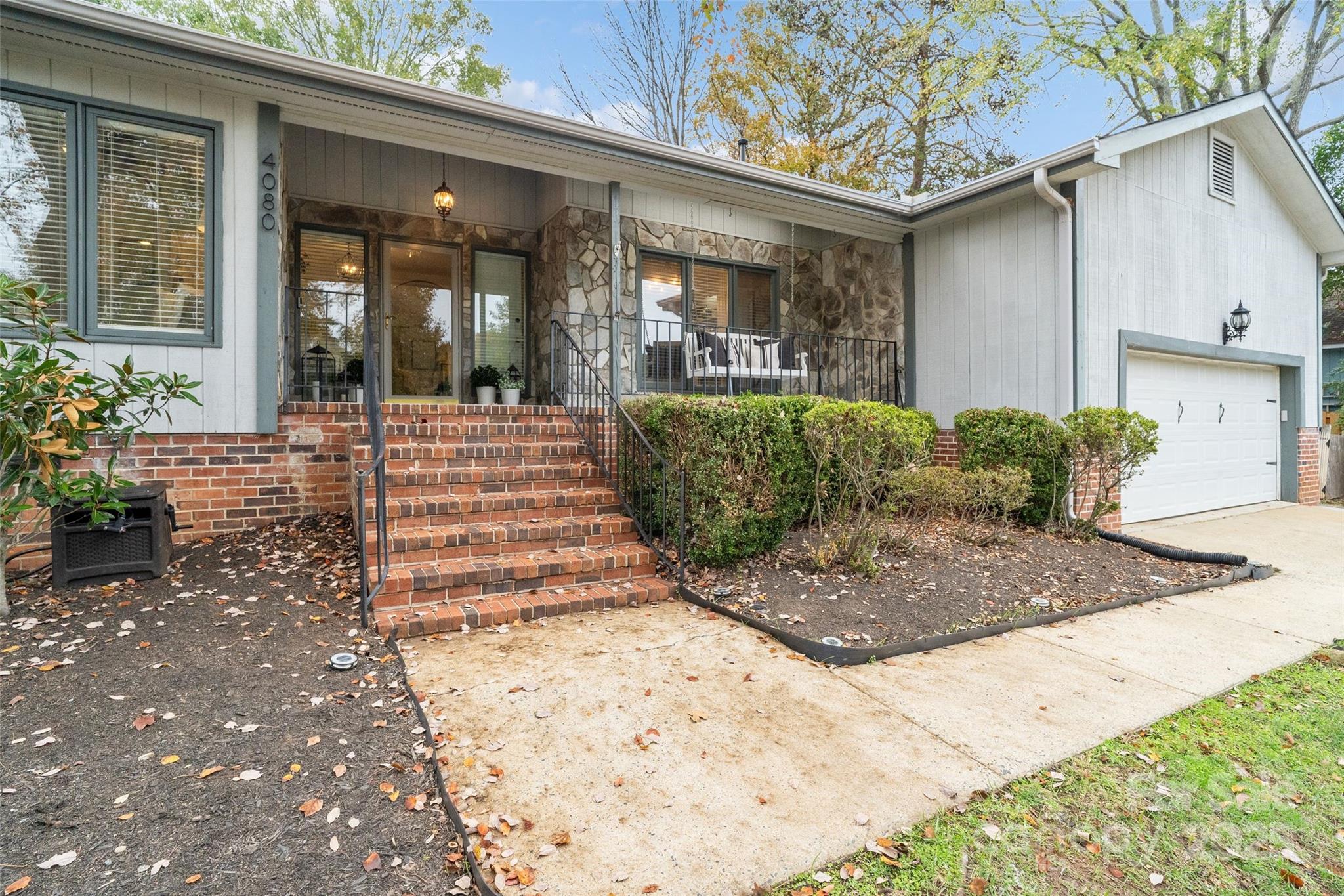 Tega Cay - Residential