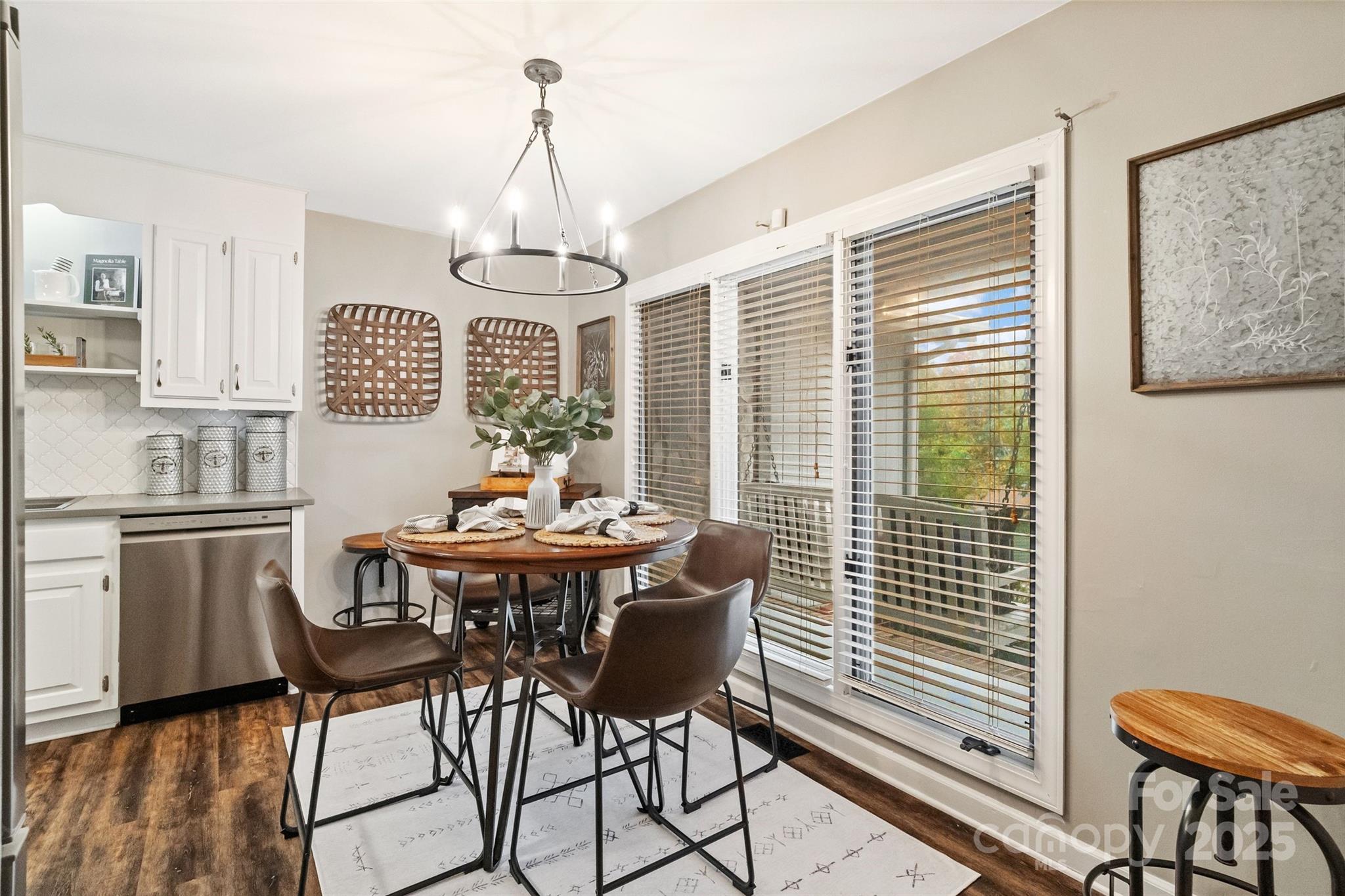 Tega Cay - Residential