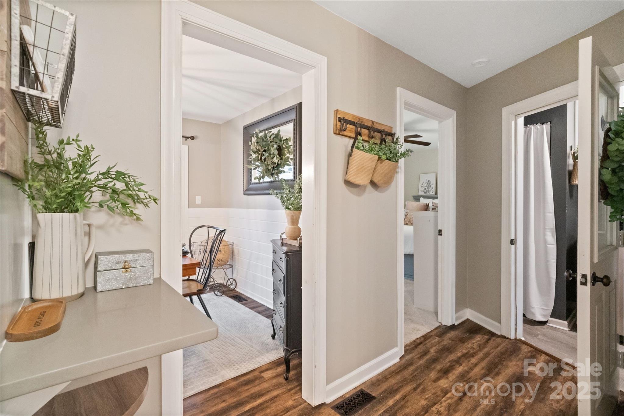 Tega Cay - Residential