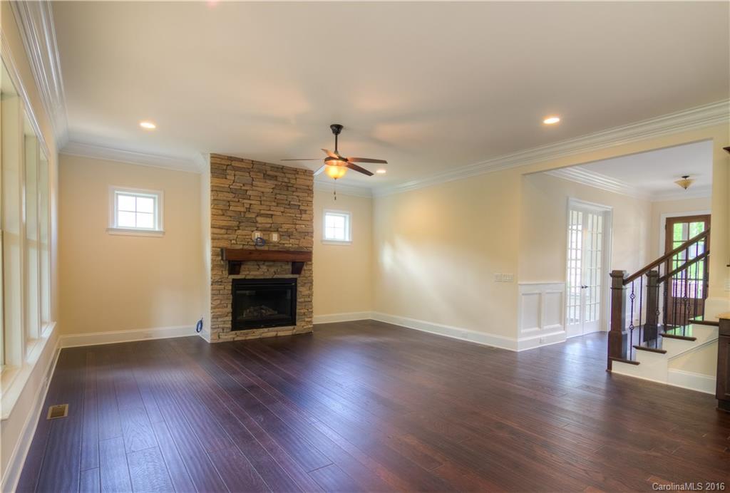 The Manors at Lake Ridge - Residential