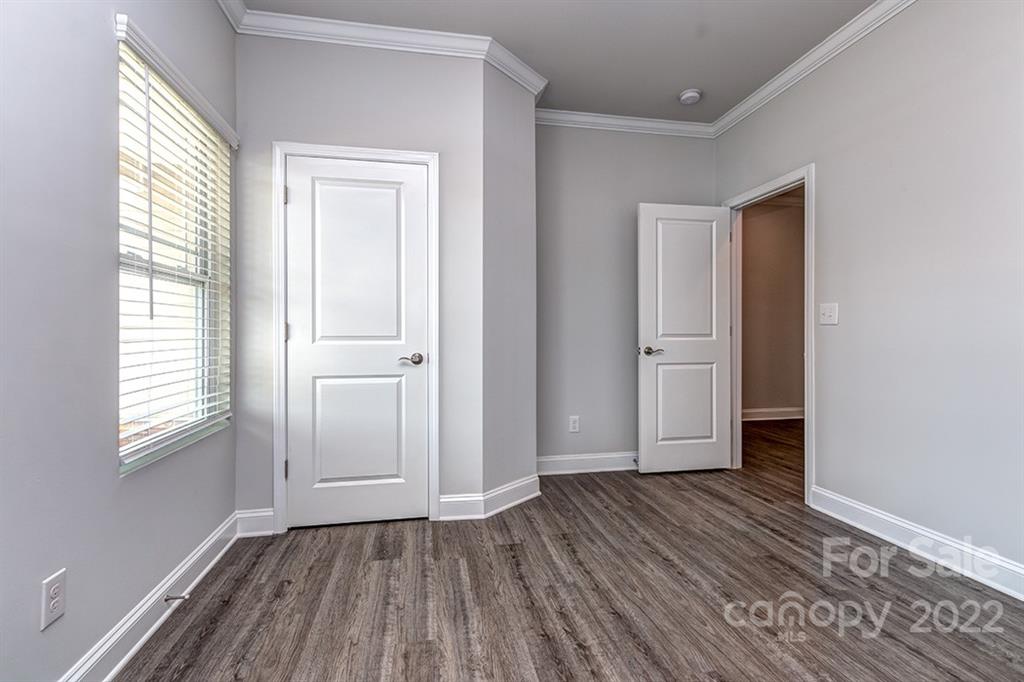 Edgewater - Residential