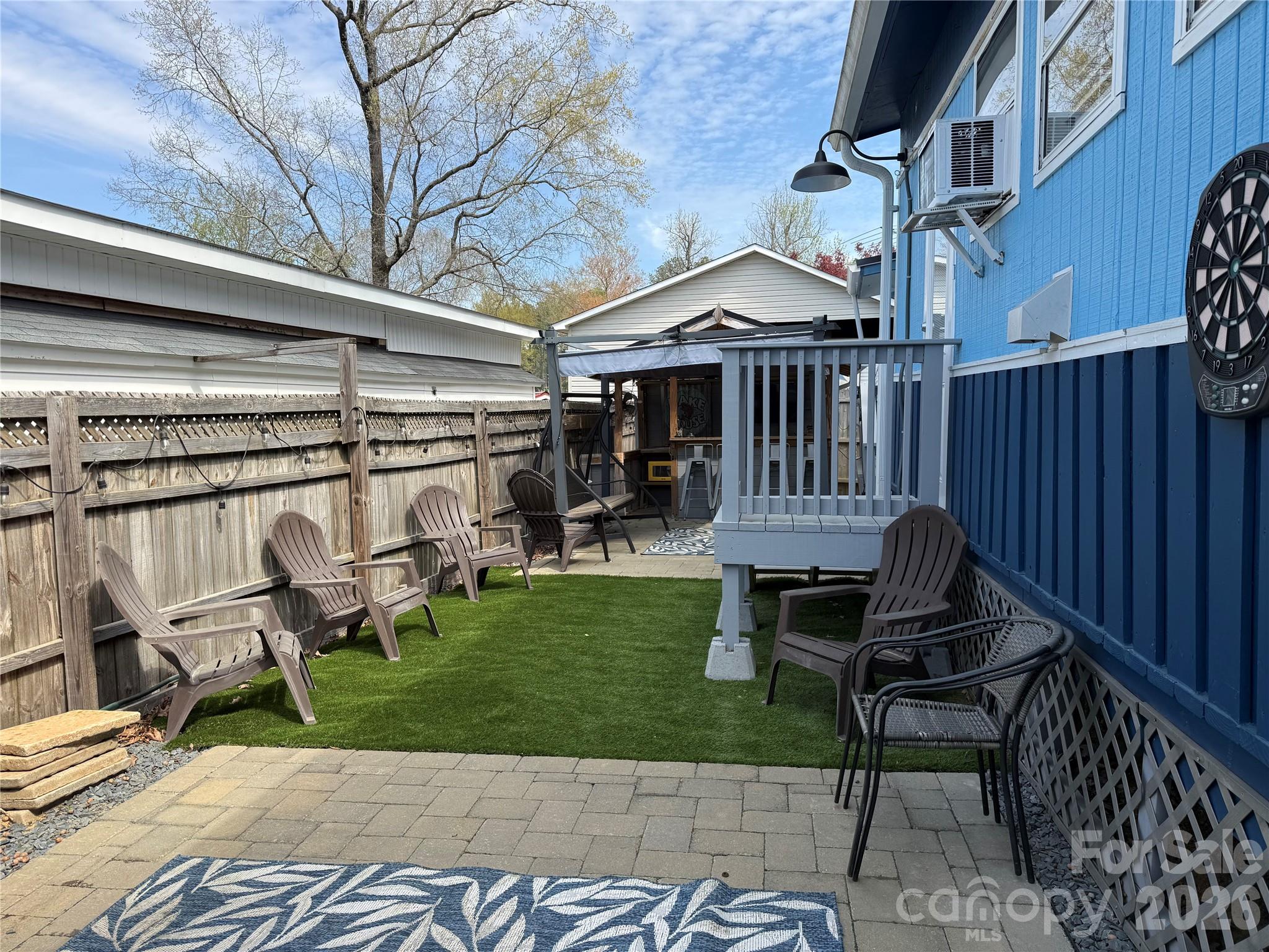 Twin Harbor - Residential