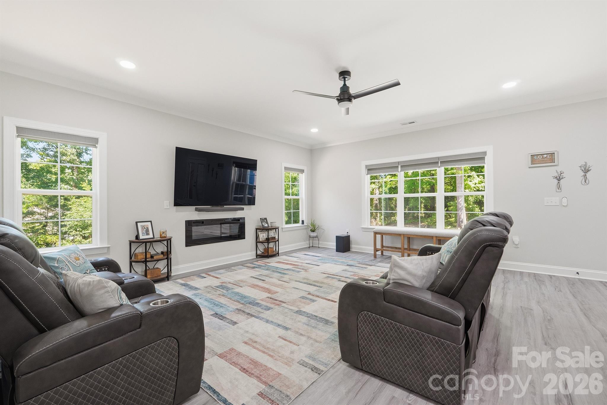 Lakewood Hills - Residential