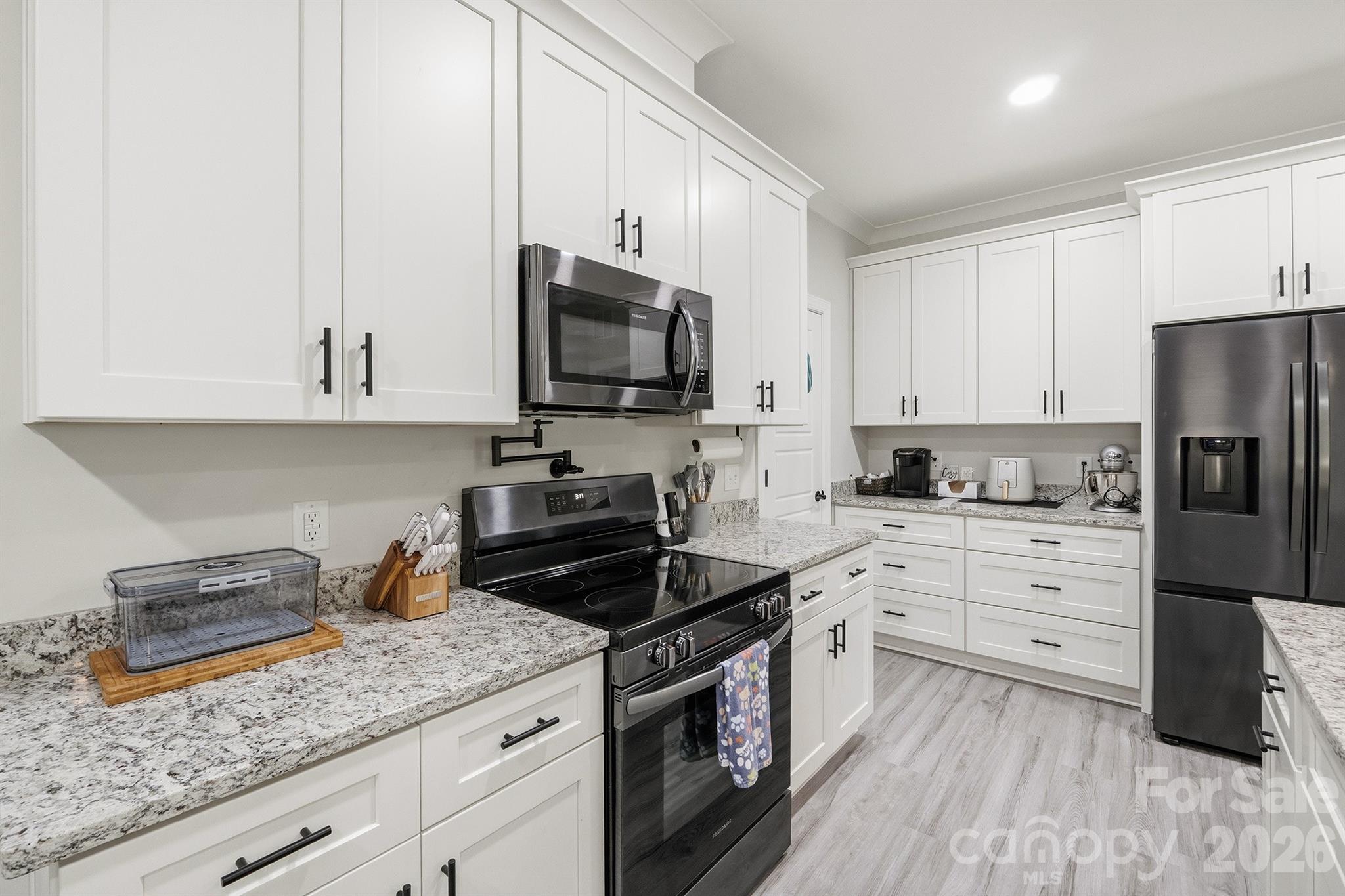 Lakewood Hills - Residential