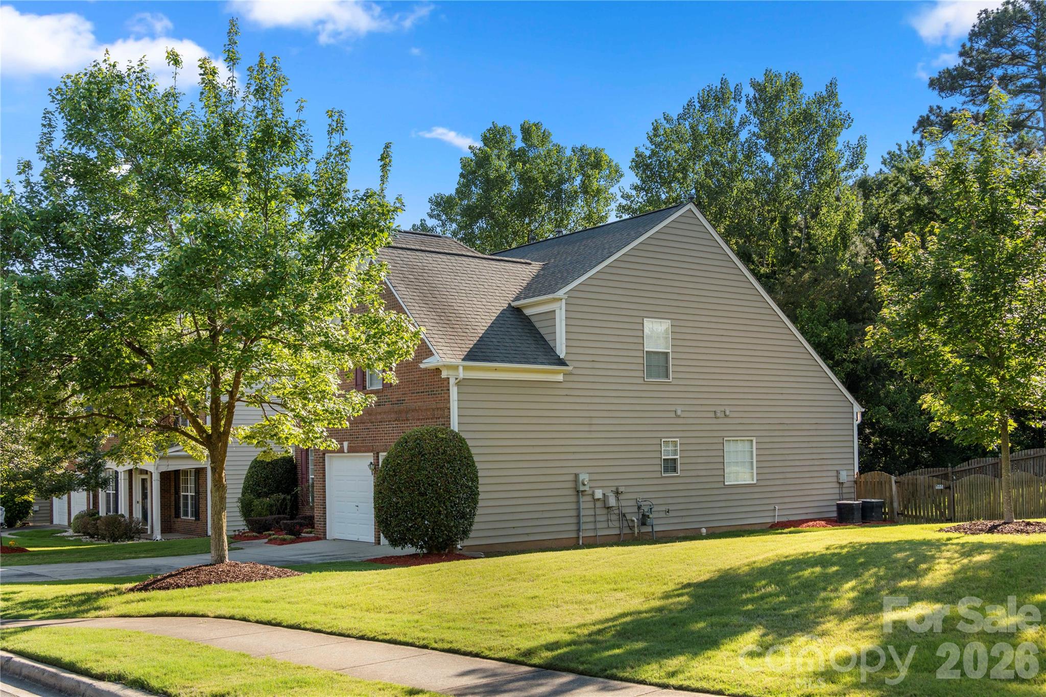Weston Glen - Residential