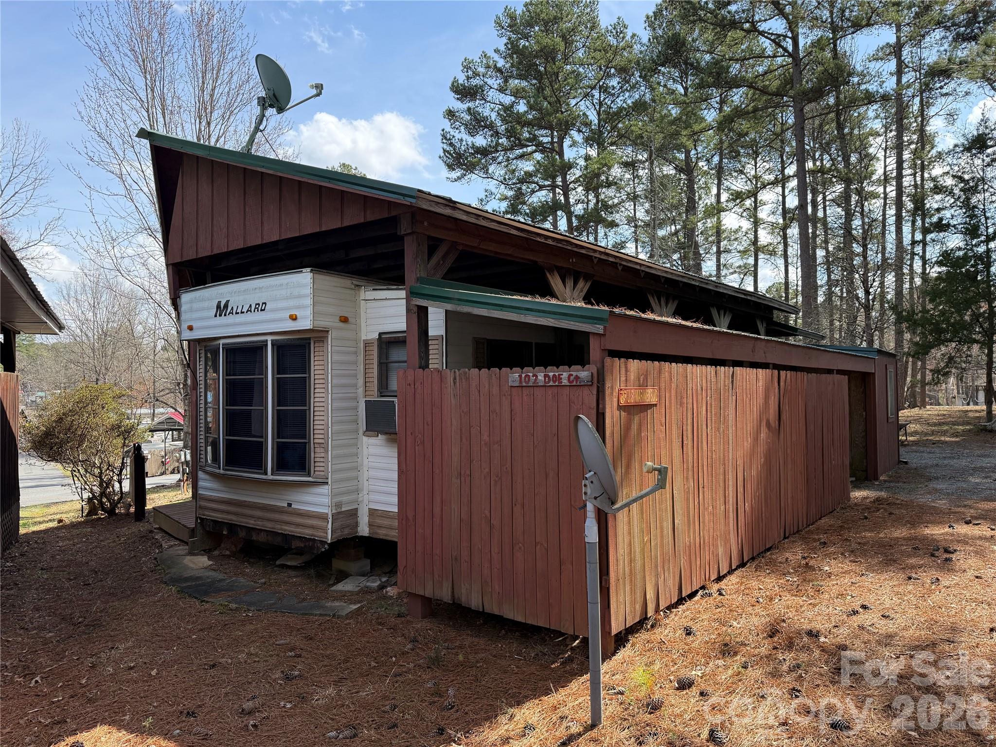 Twin Harbor - Residential