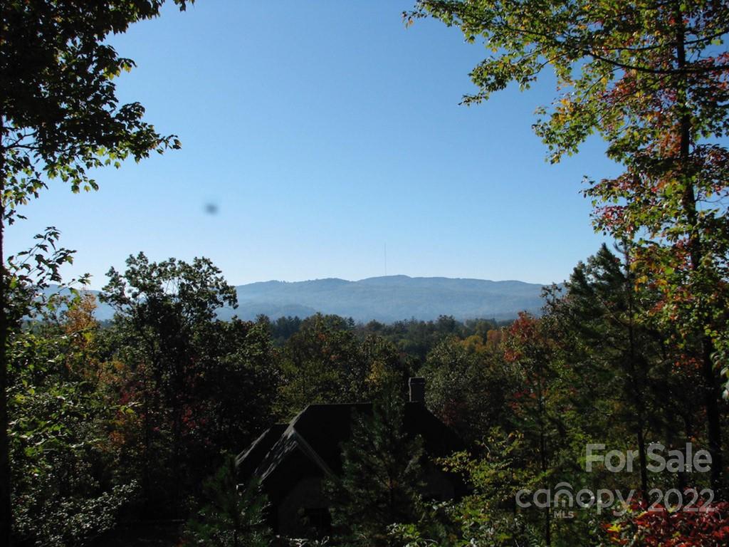 Straus Park - Land