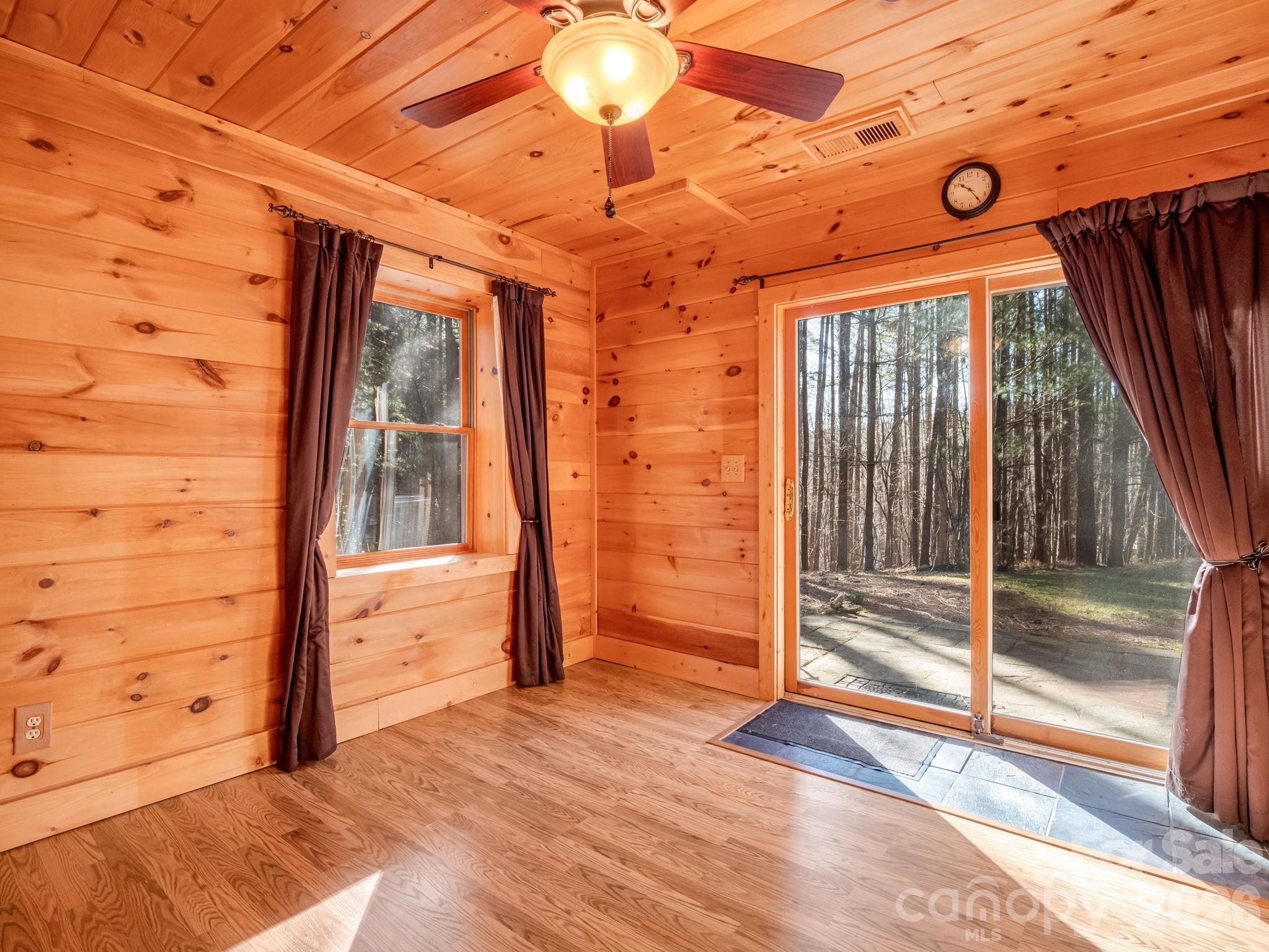 Hidden Lake - Residential