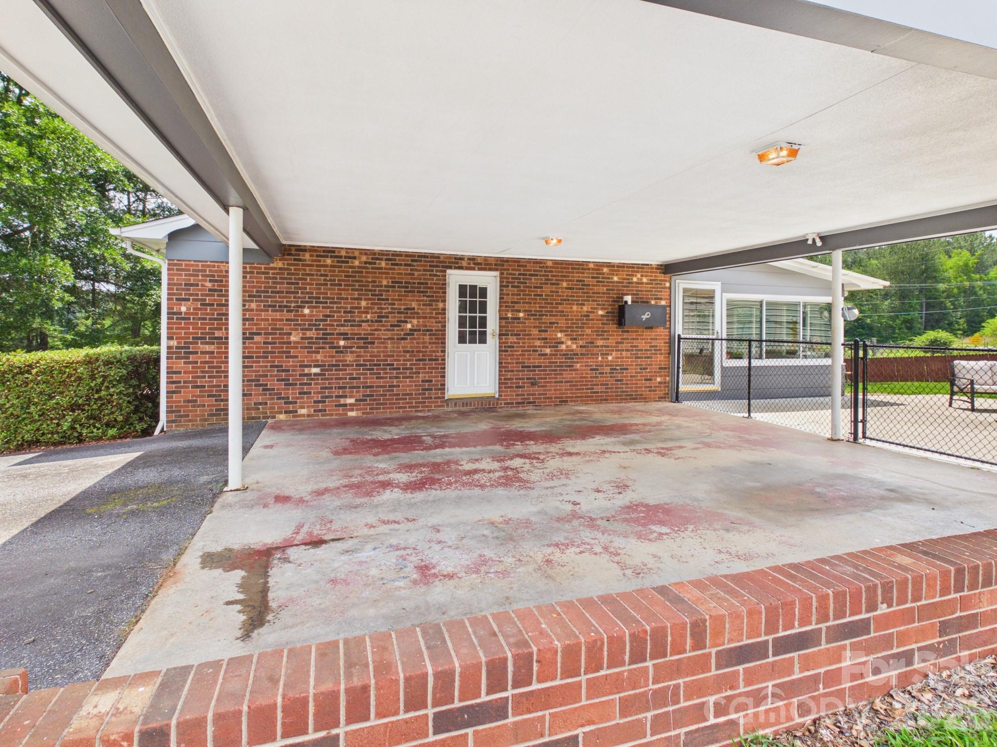 Pinecrest Park - Residential