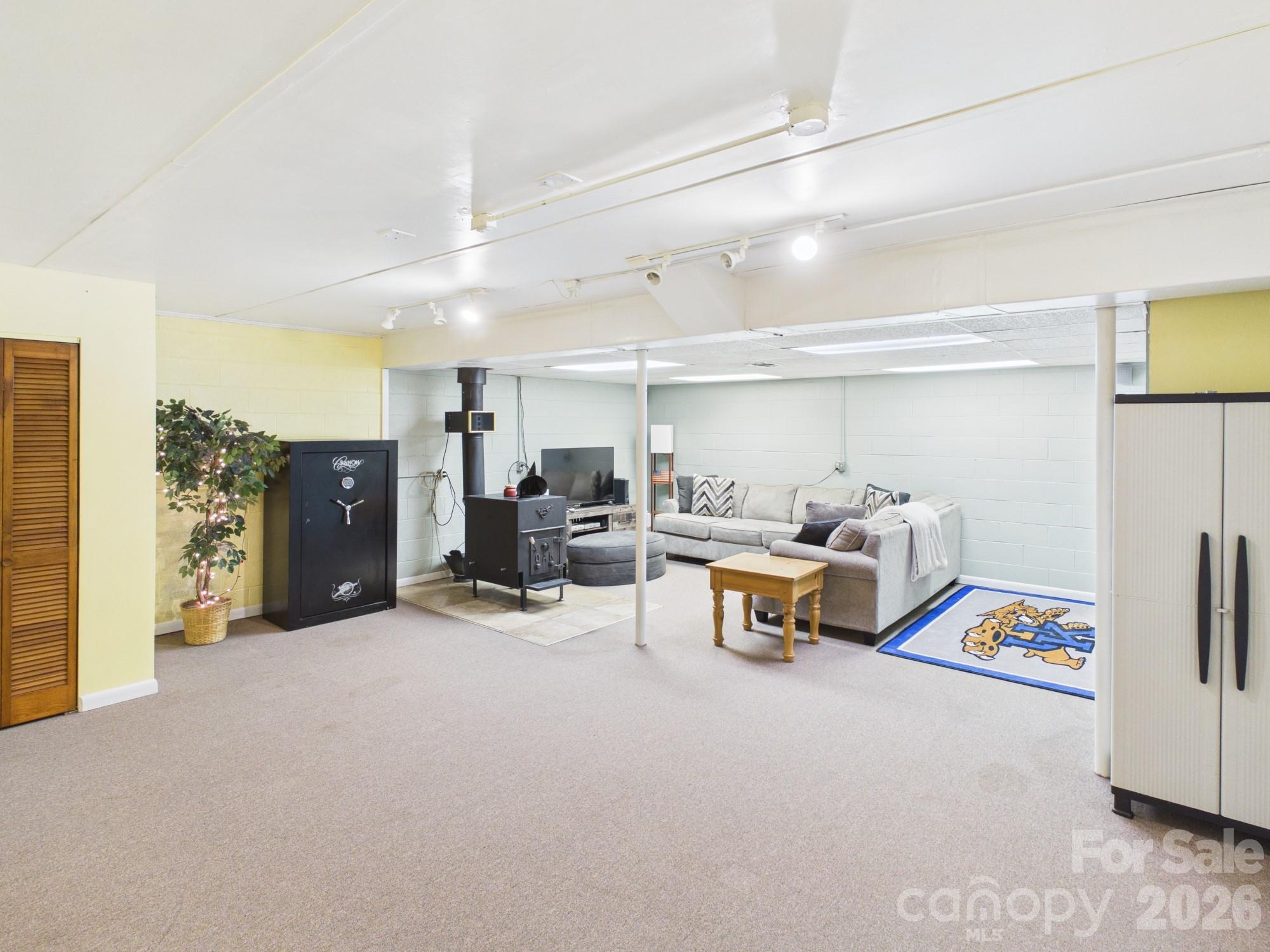 Pinecrest Park - Residential