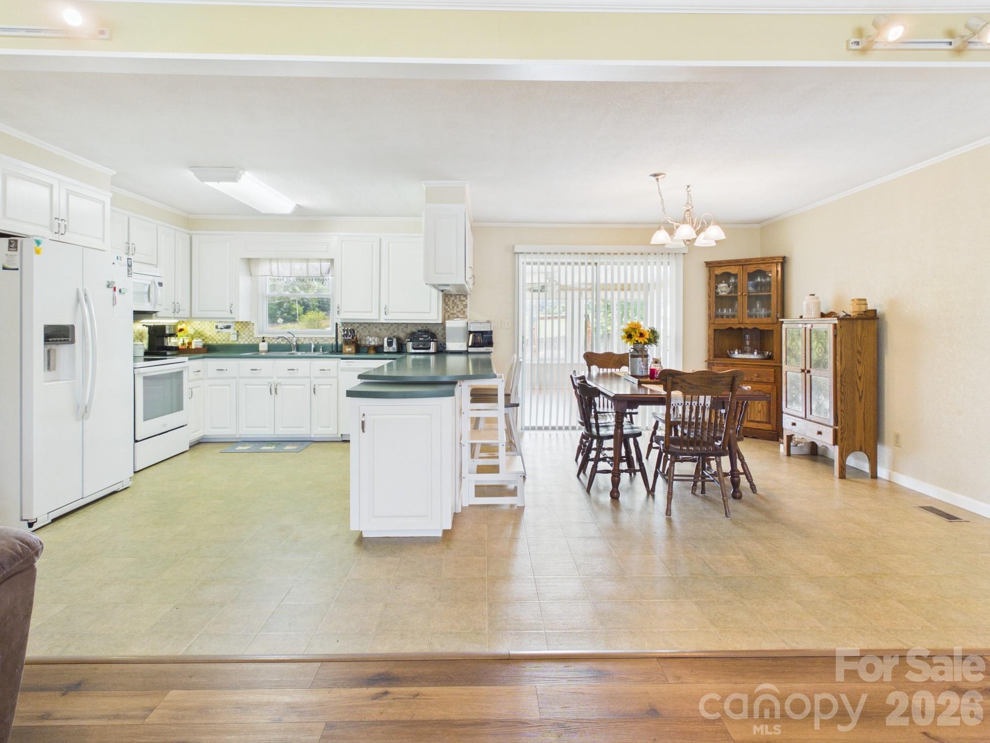 Pinecrest Park - Residential