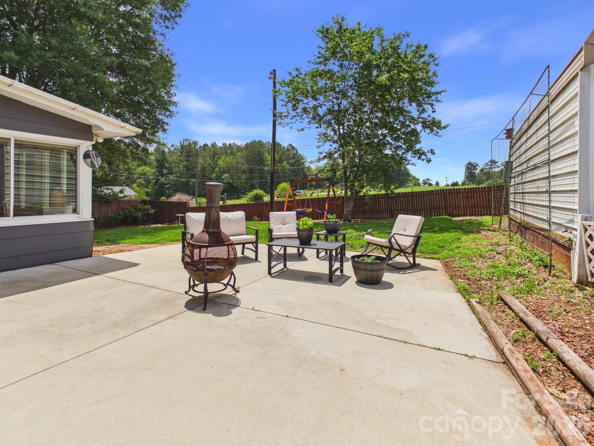 Pinecrest Park - Residential