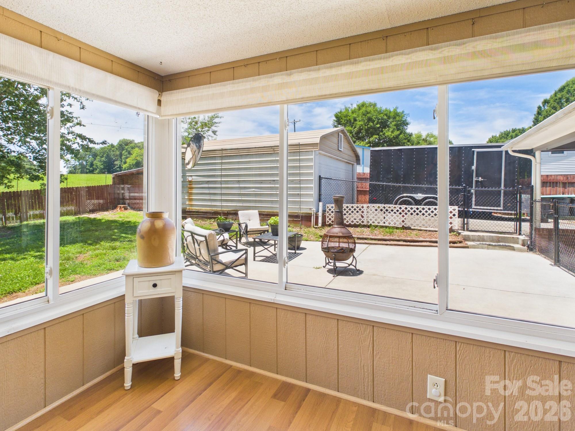 Pinecrest Park - Residential