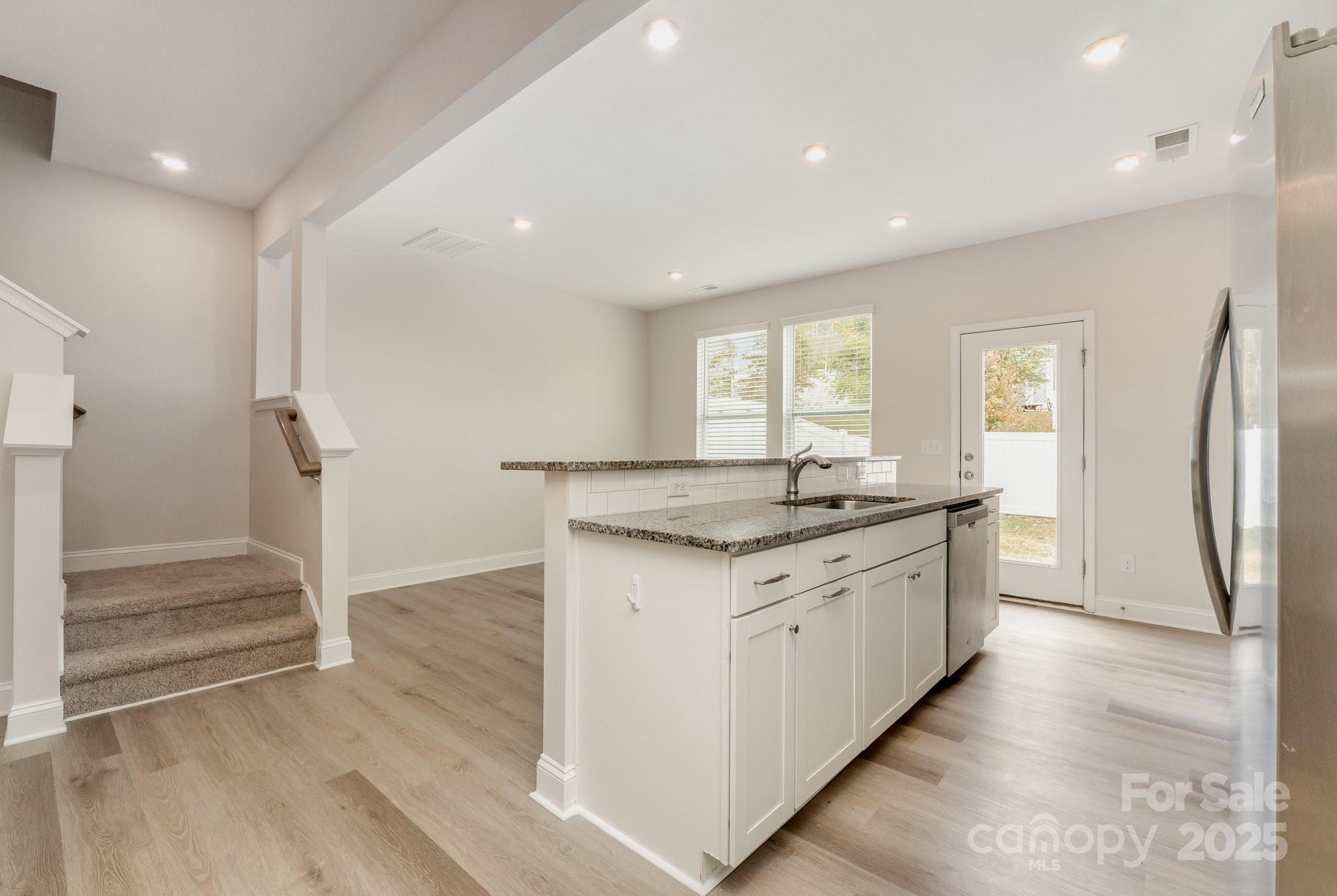 Paddlers Cove - Residential
