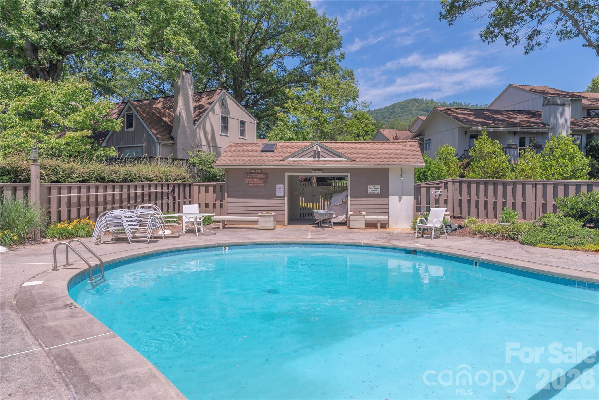 Deerwood - Residential