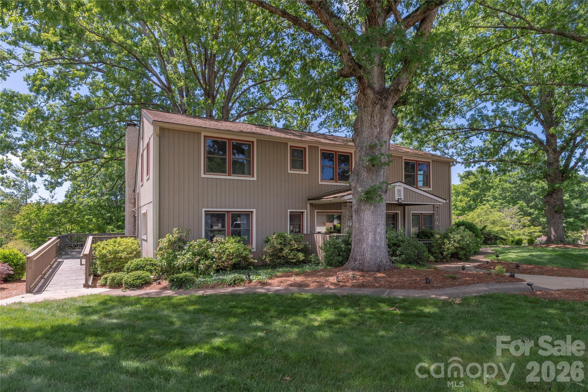Deerwood - Residential
