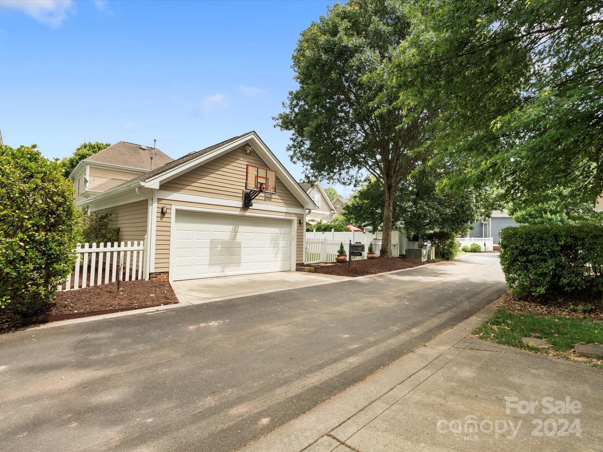 Baxter Village - Residential