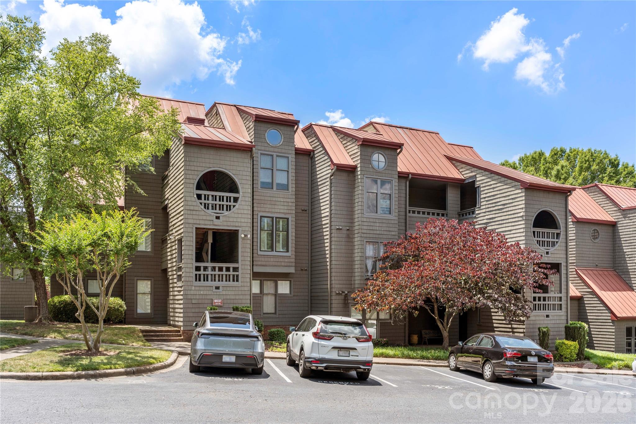 Lakeshore Village - Residential
