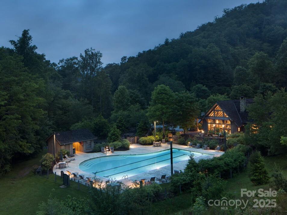 Balsam Mountain Preserve - Land