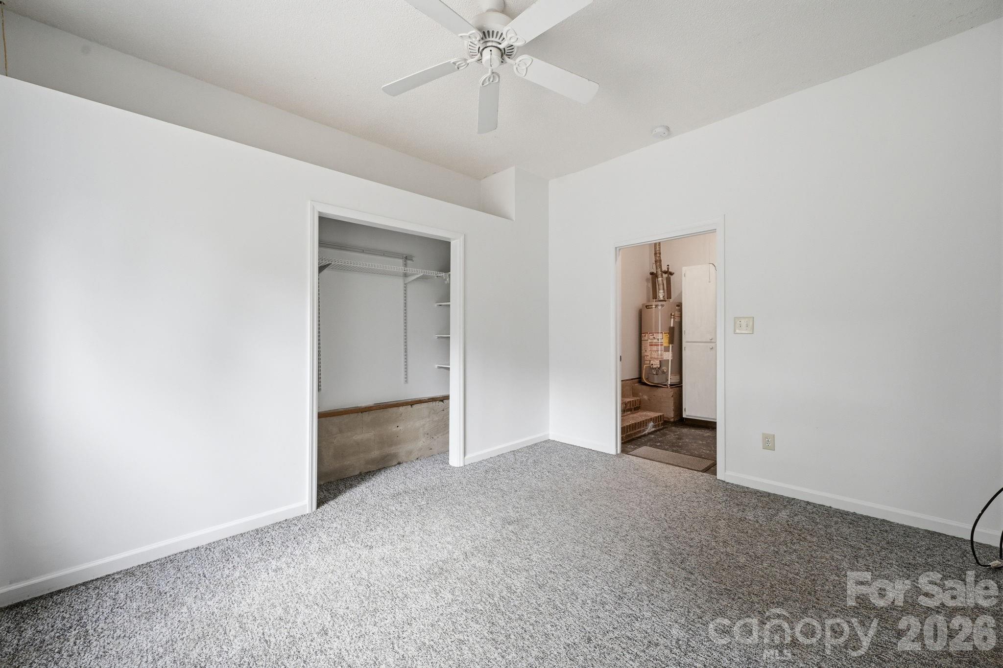 Olde Whitehall - Residential