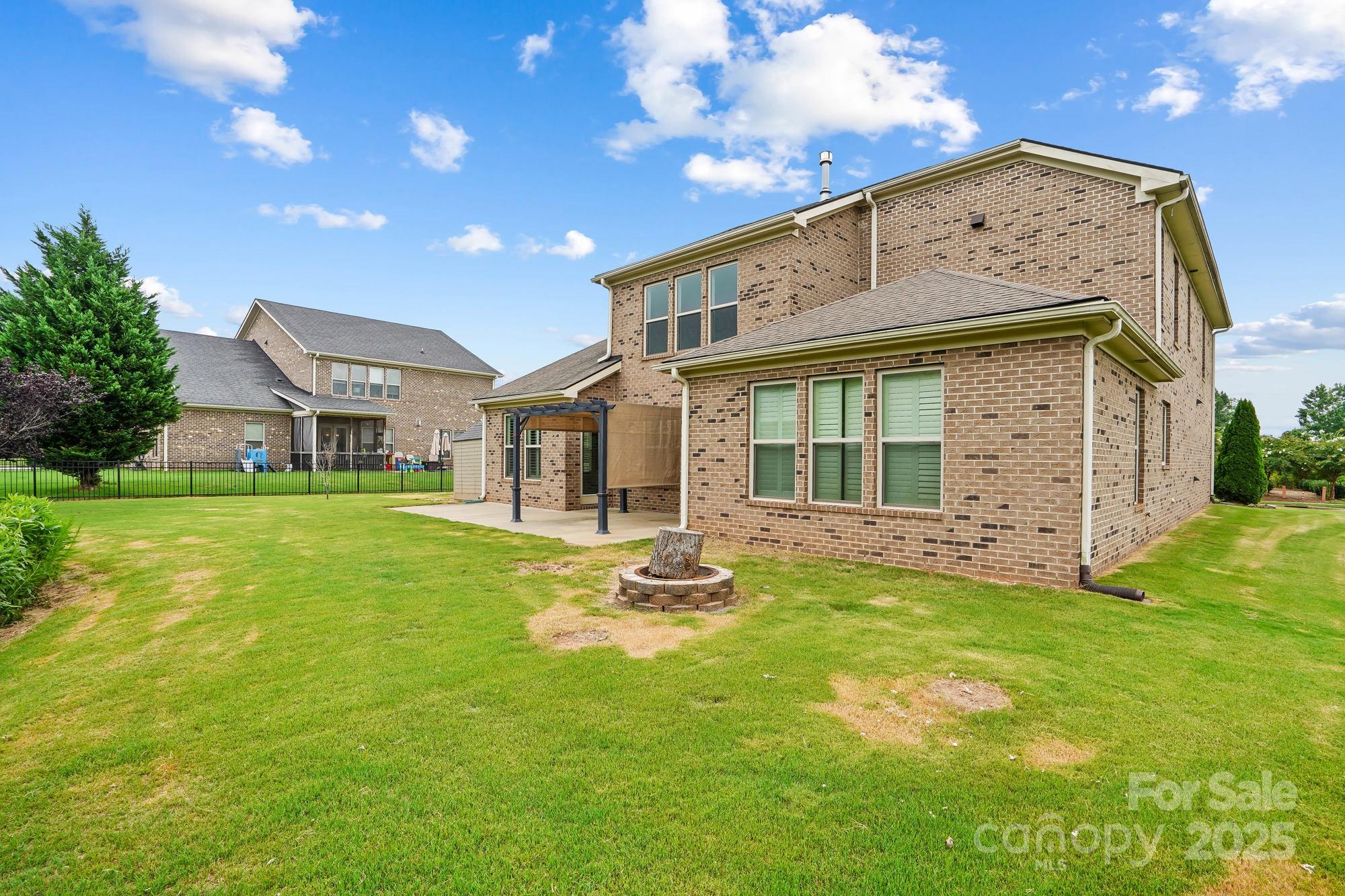 The Preserve At Riverchase - Residential
