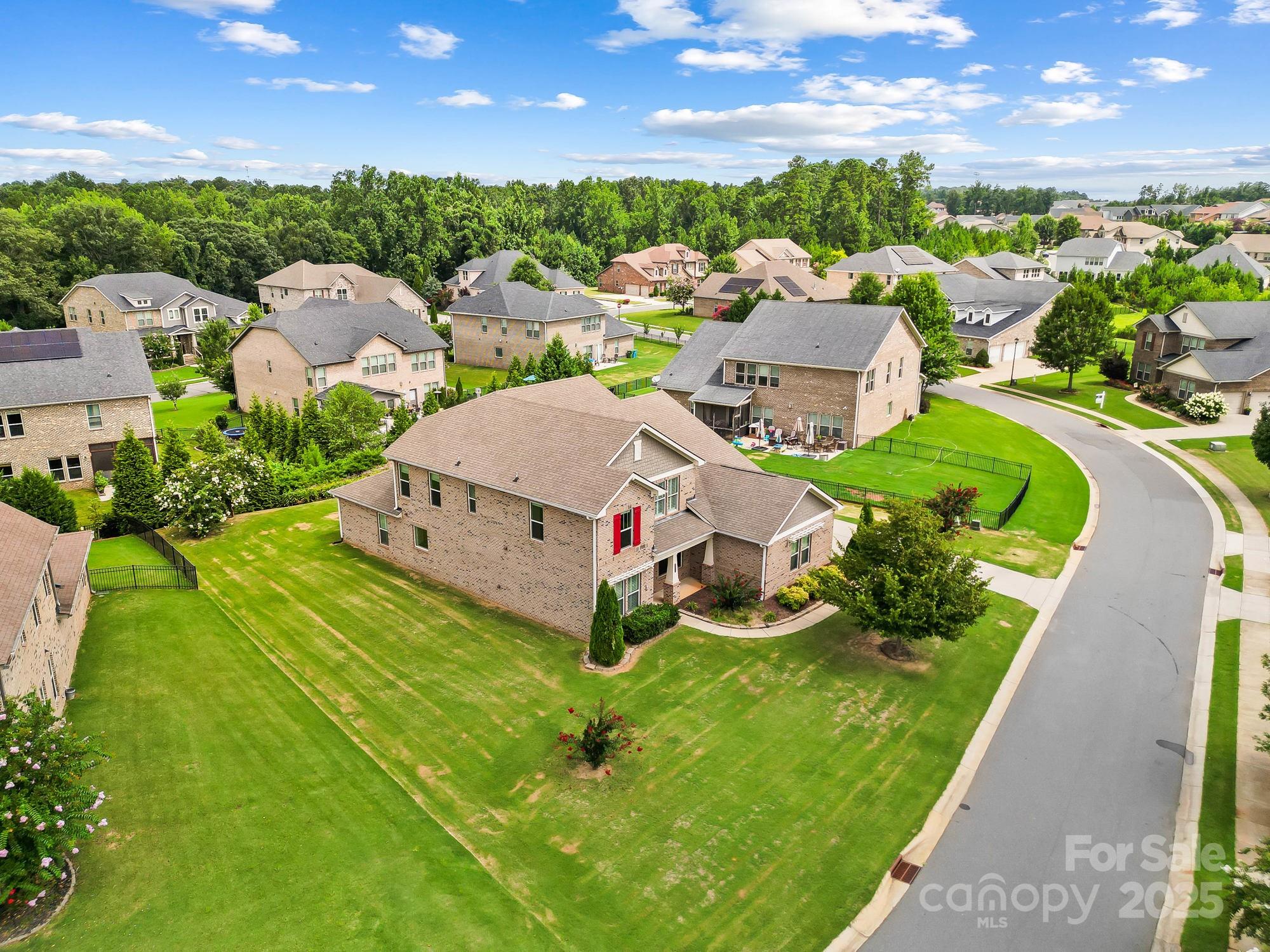 The Preserve At Riverchase - Residential