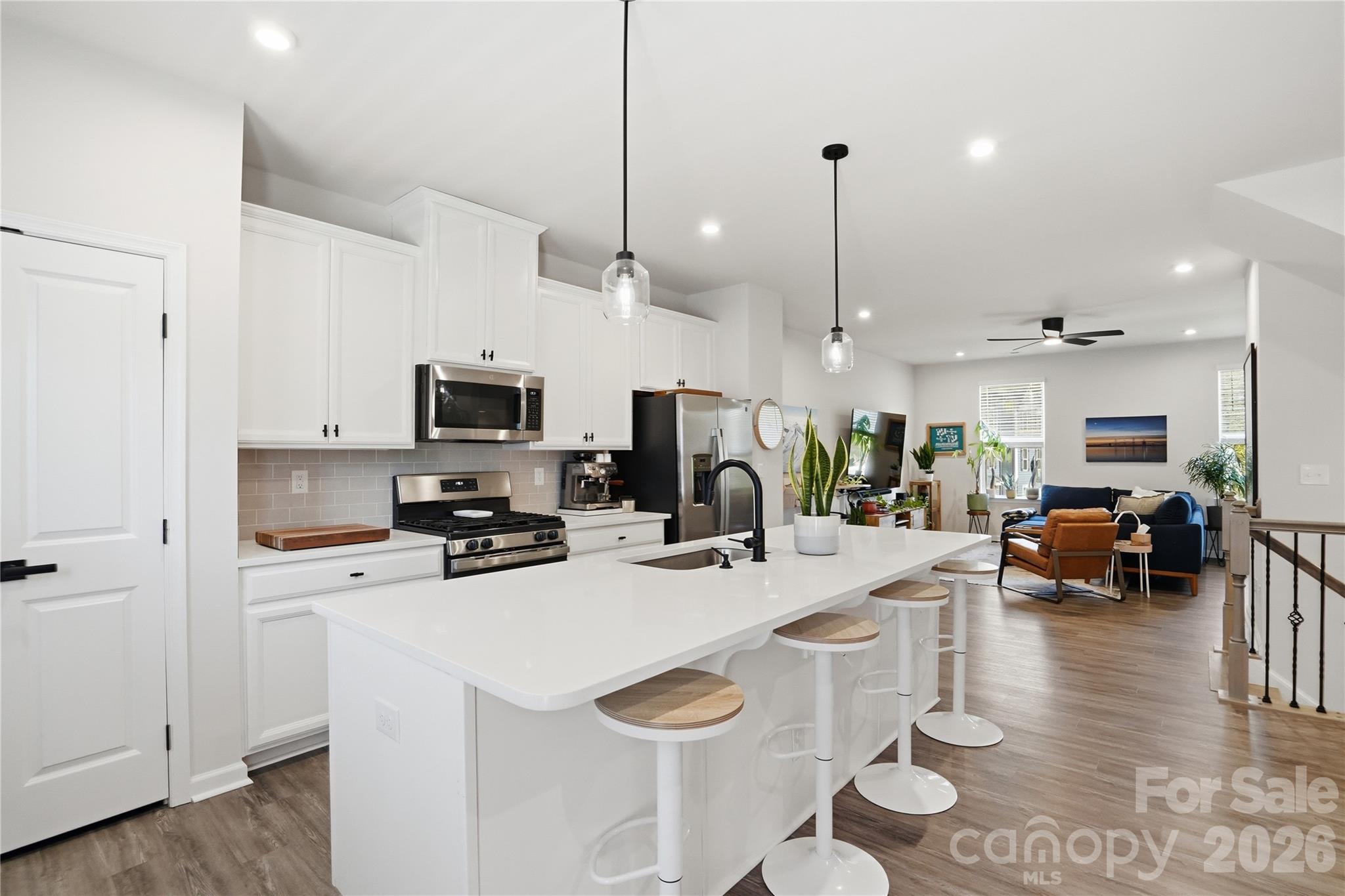 Riverbend Towns - Residential