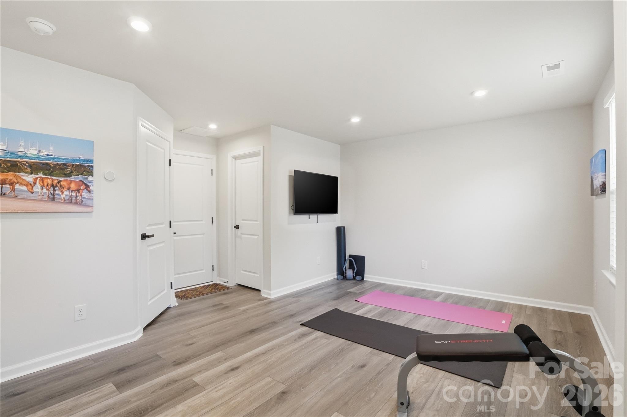 Riverbend Towns - Residential