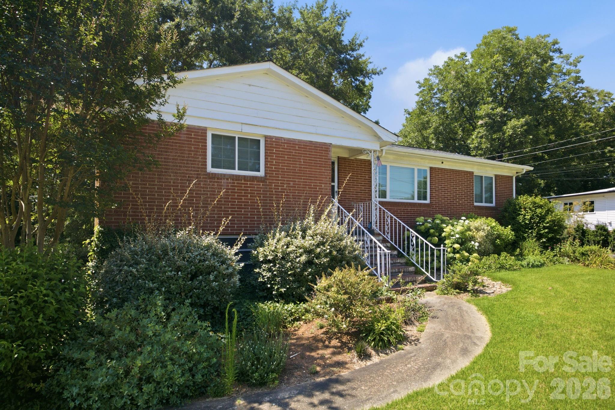 Arvin Hills - Residential