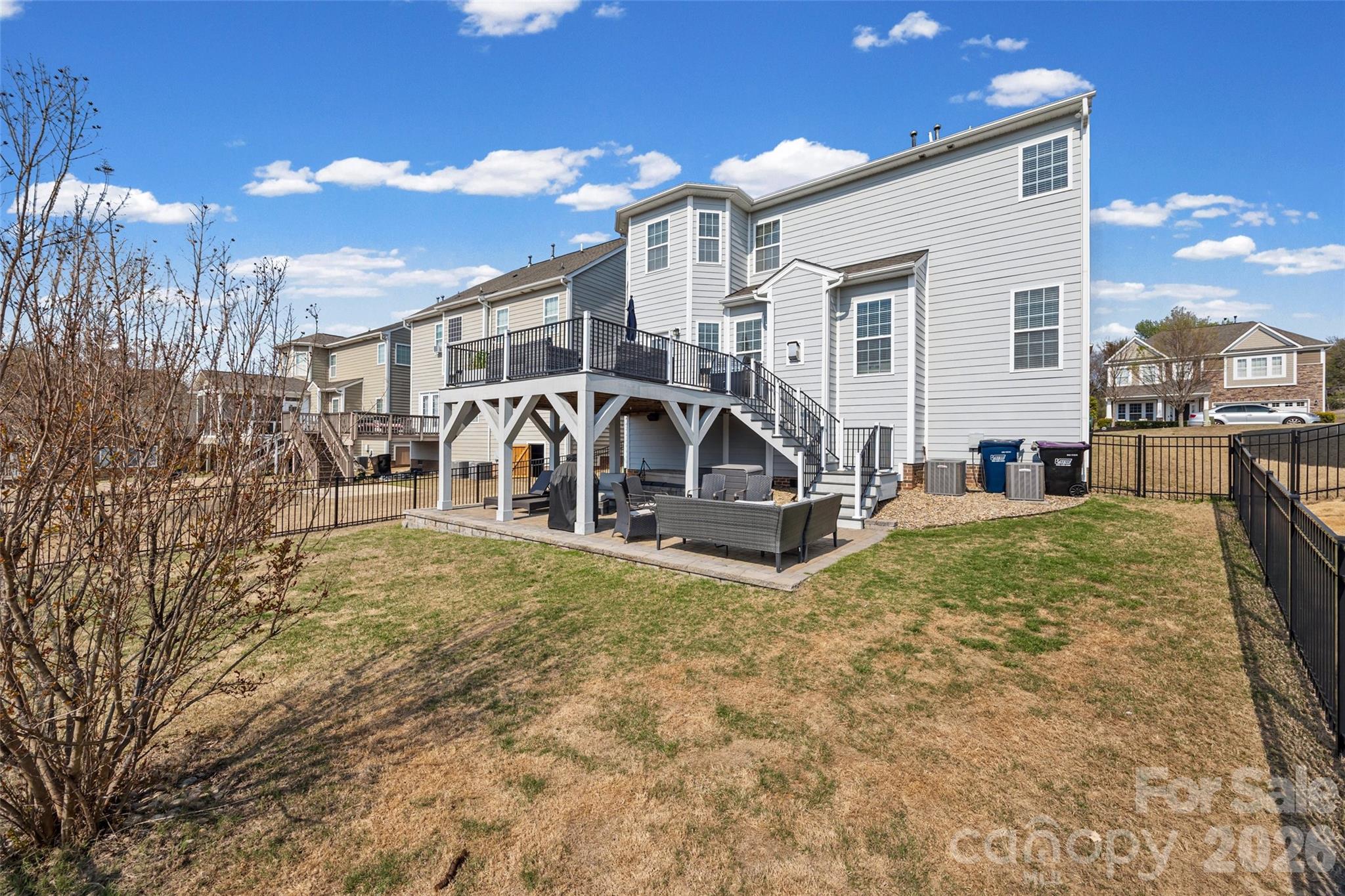 Hawks Creek - Residential