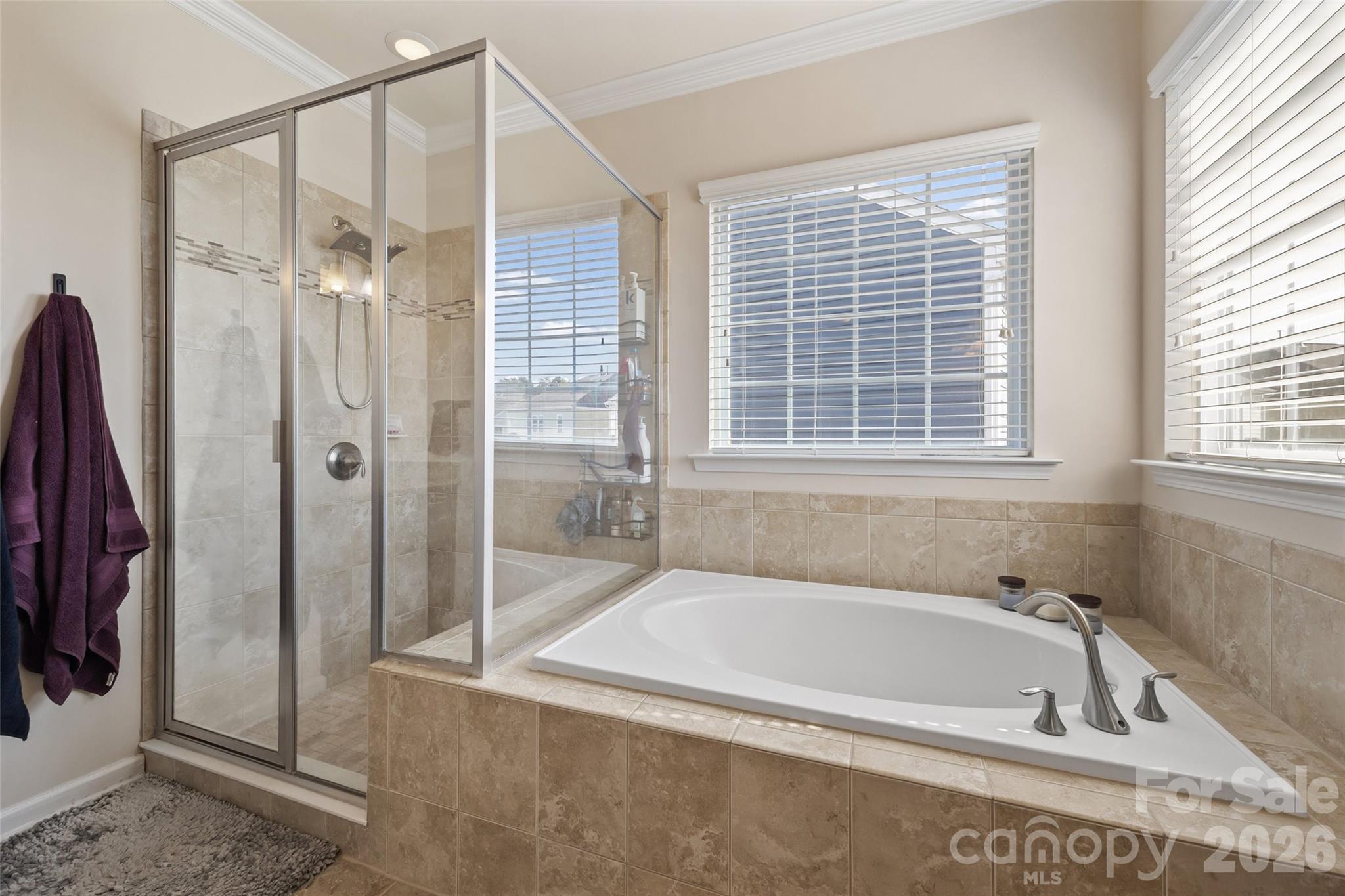 Hawks Creek - Residential