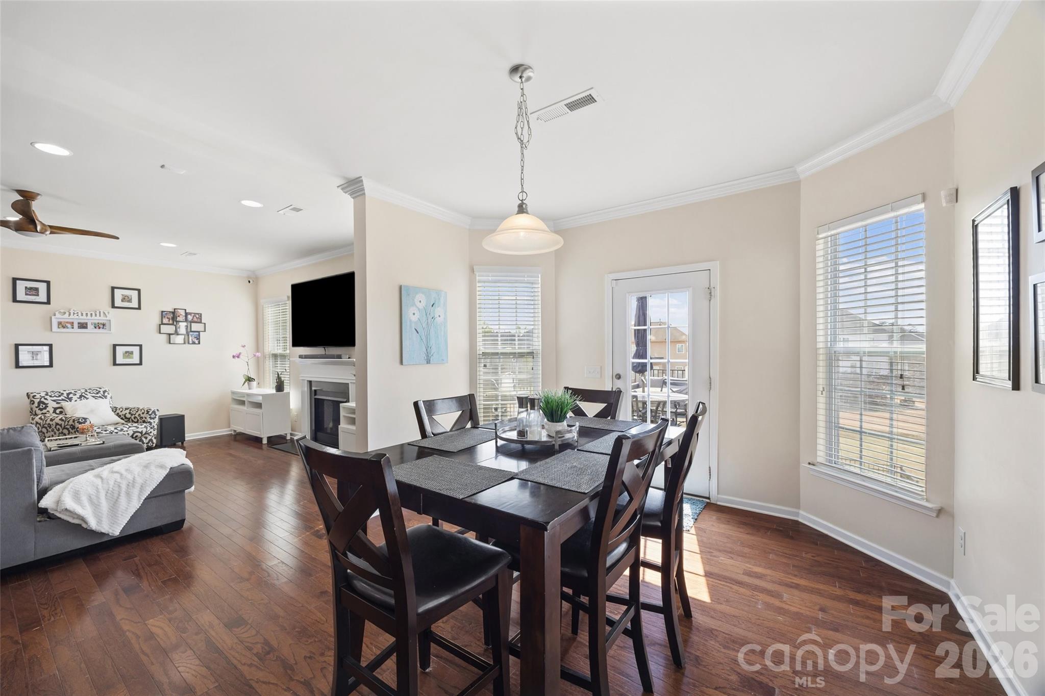 Hawks Creek - Residential