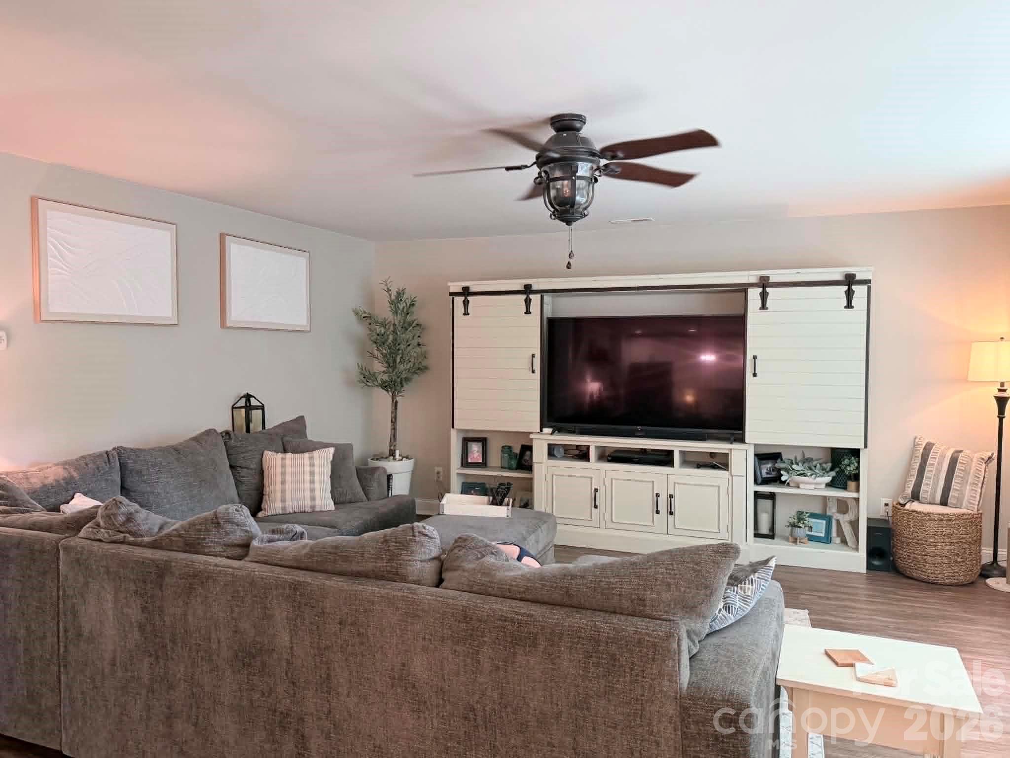 Well Ridge - Residential
