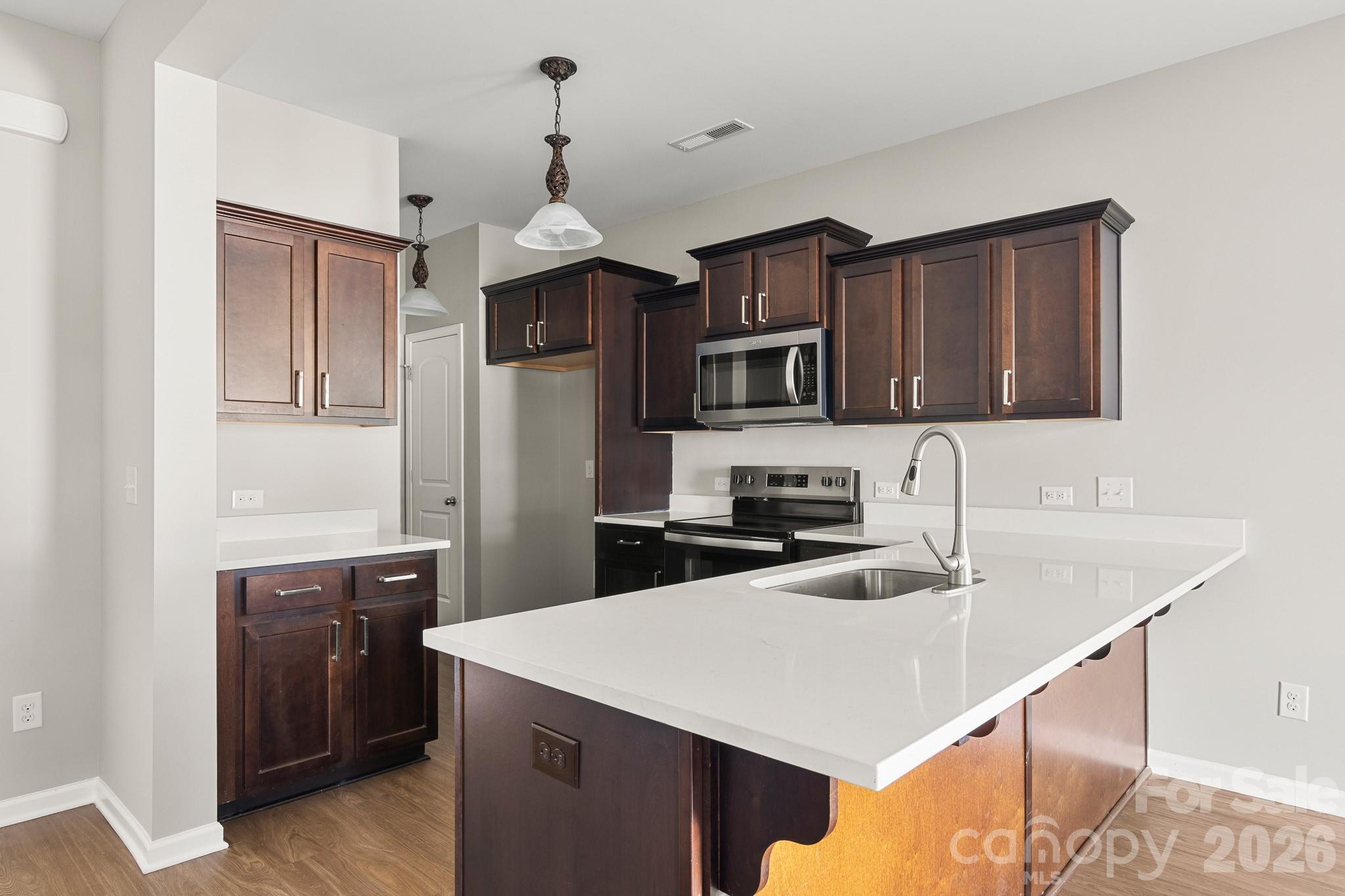 The Oaks Of Landis - Residential