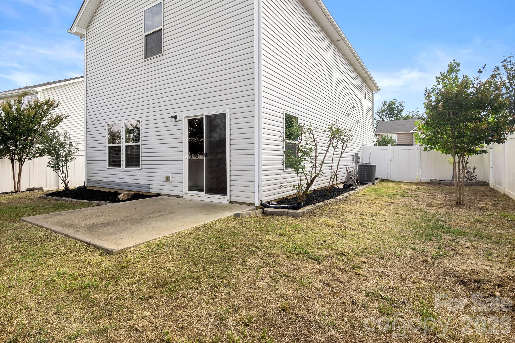 The Oaks Of Landis - Residential