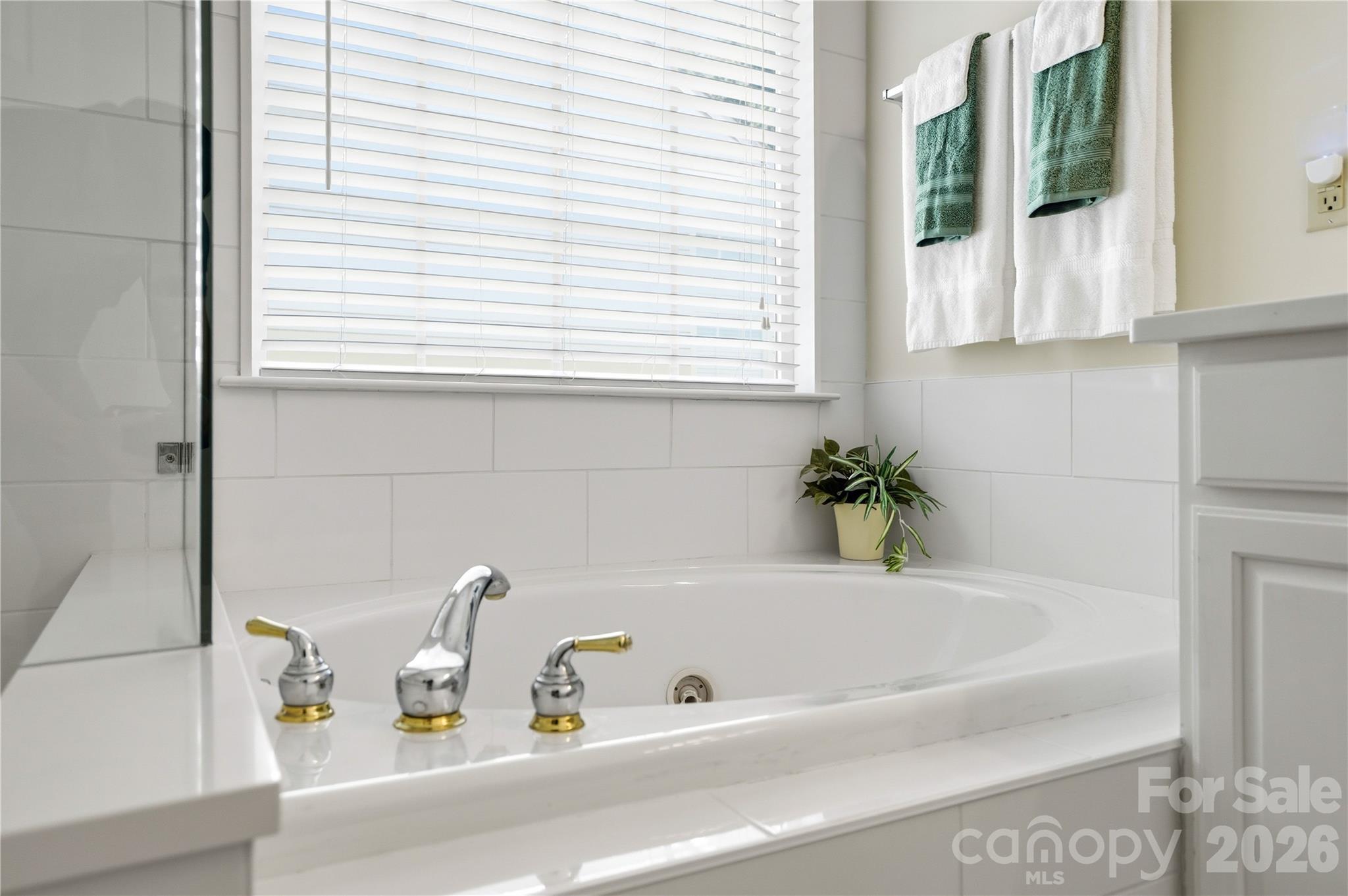 Highland Creek - Residential