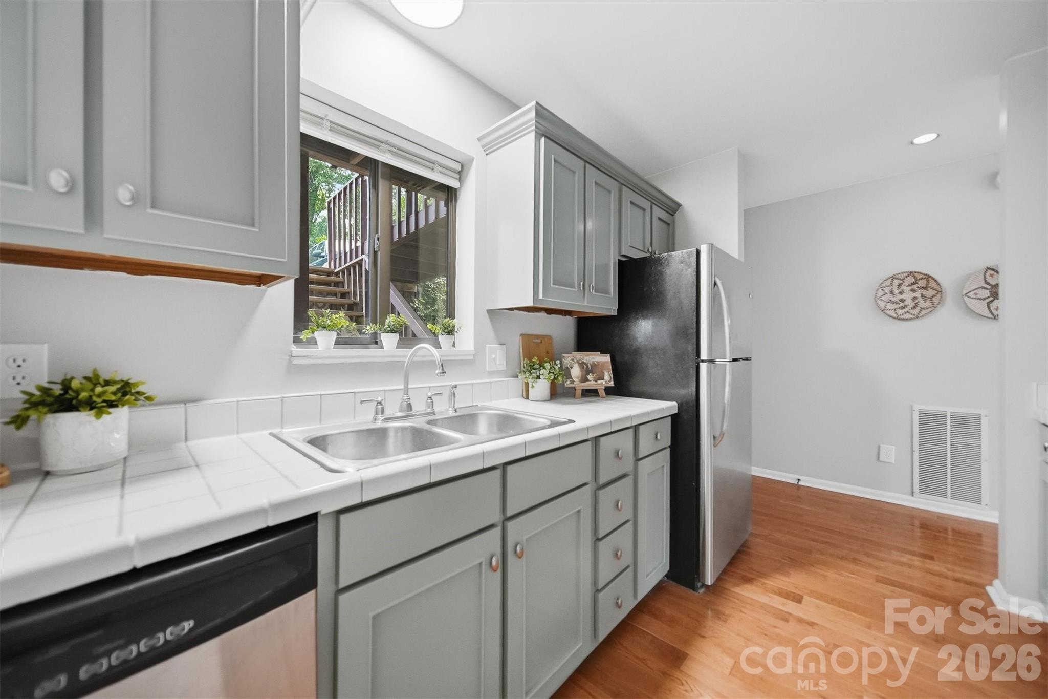 Forest Hills - Residential
