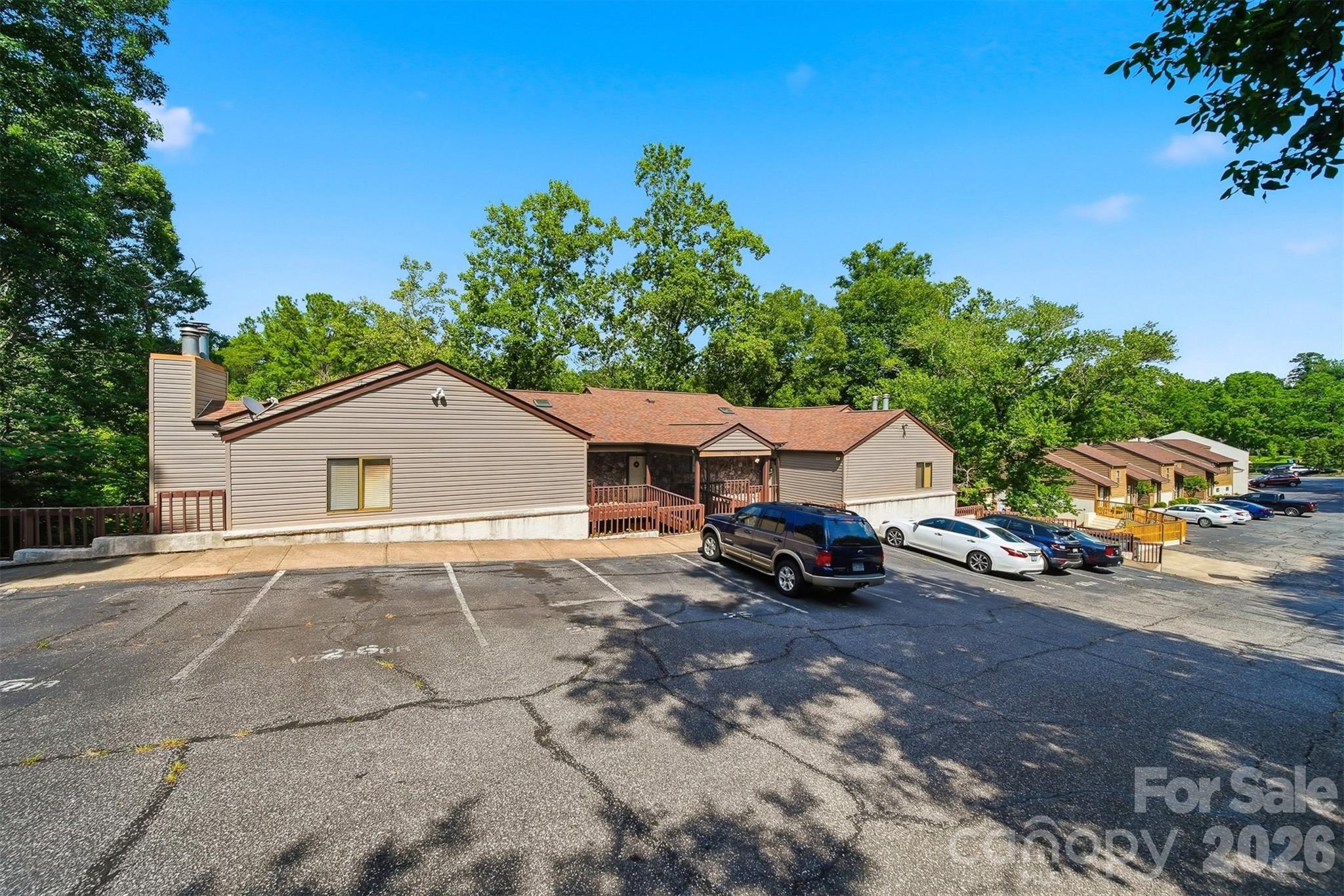 Forest Hills - Residential