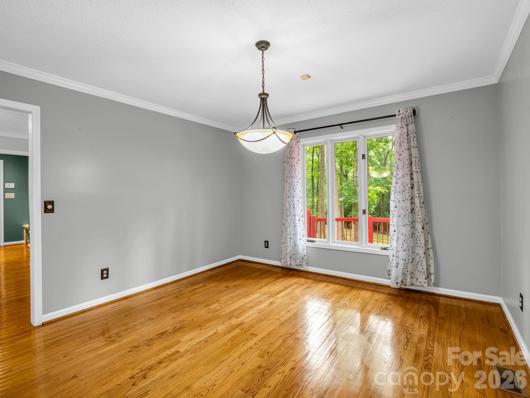 Country Club Gardens - Residential