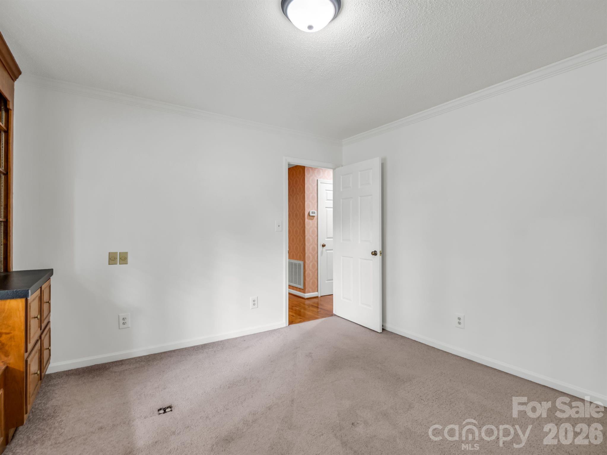Country Club Gardens - Residential