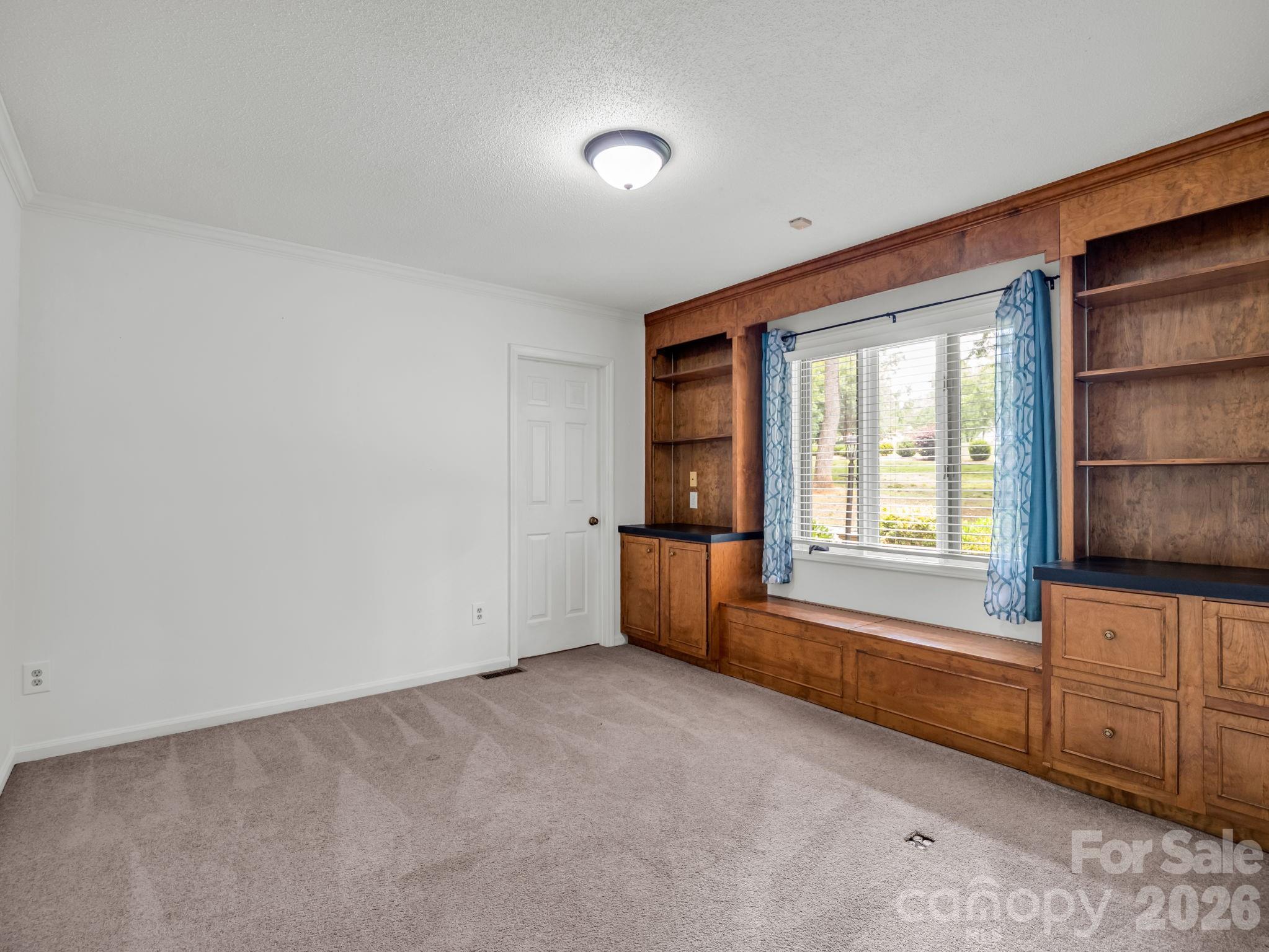 Country Club Gardens - Residential
