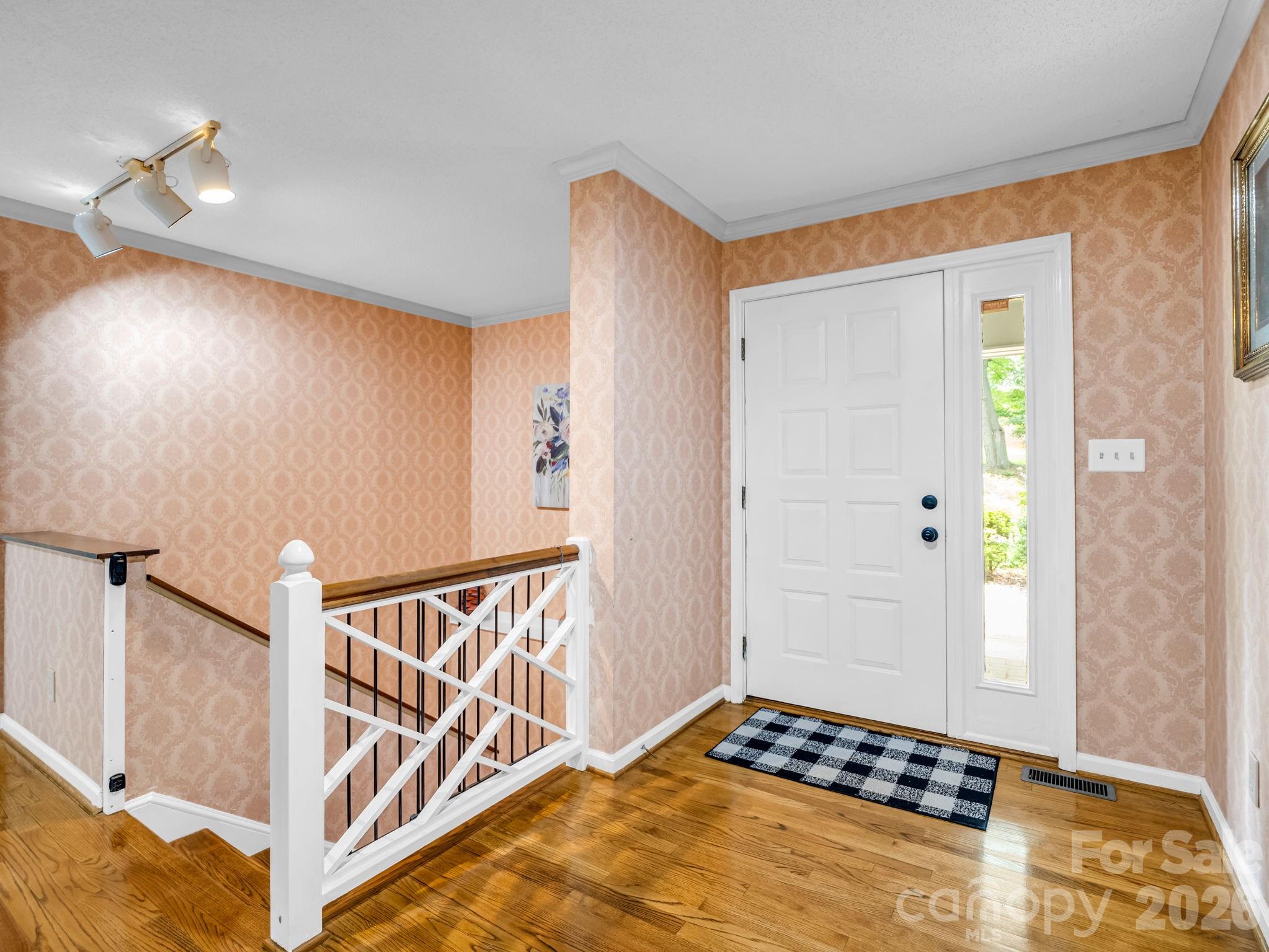 Country Club Gardens - Residential