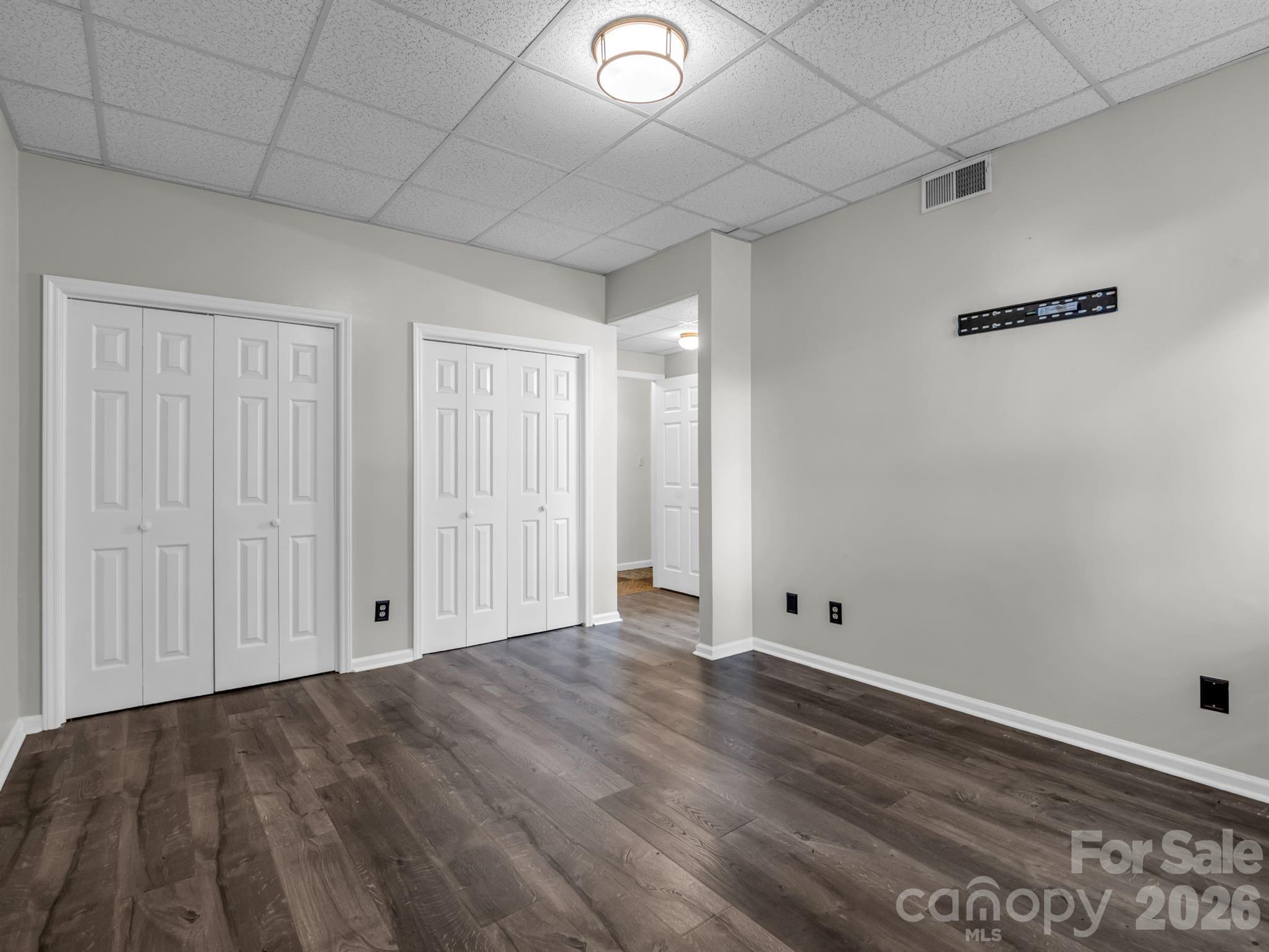 Country Club Gardens - Residential