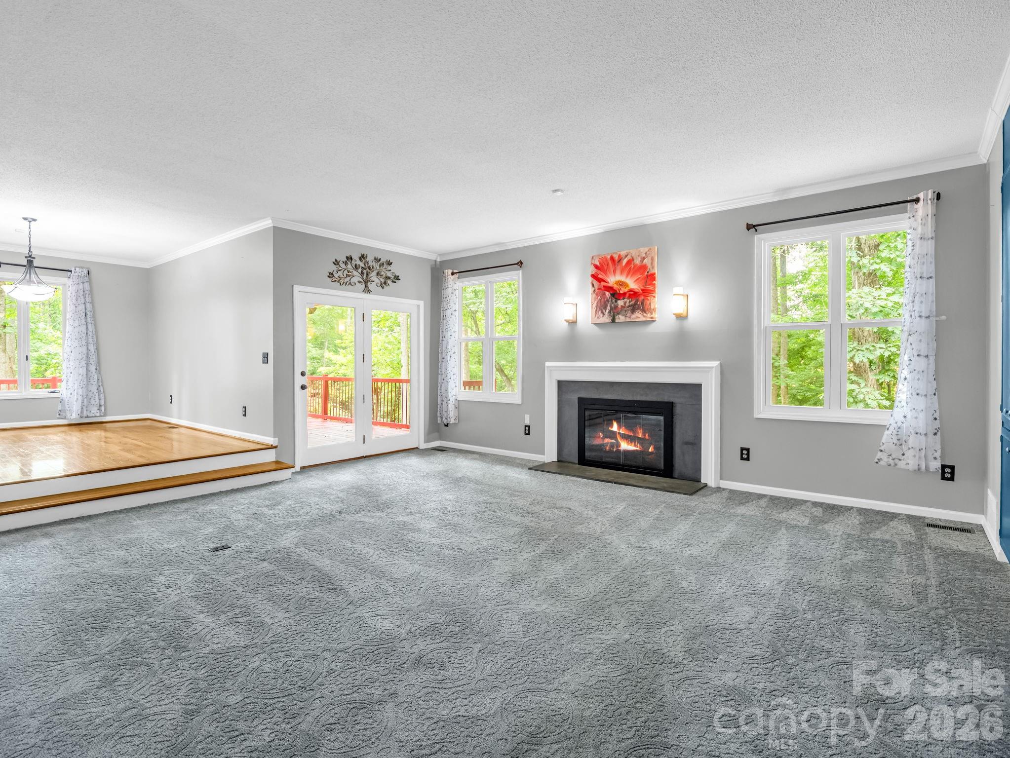 Country Club Gardens - Residential