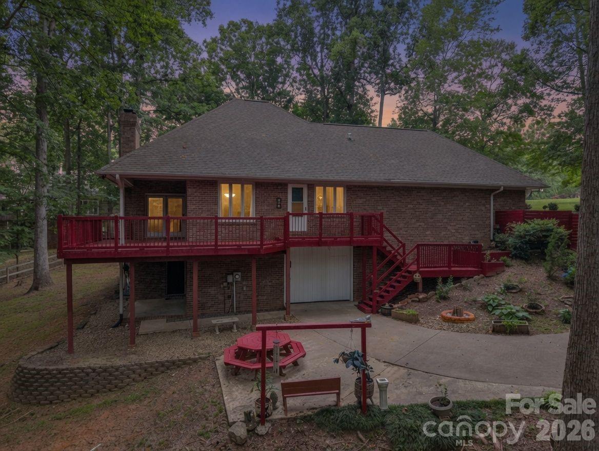 Country Club Gardens - Residential